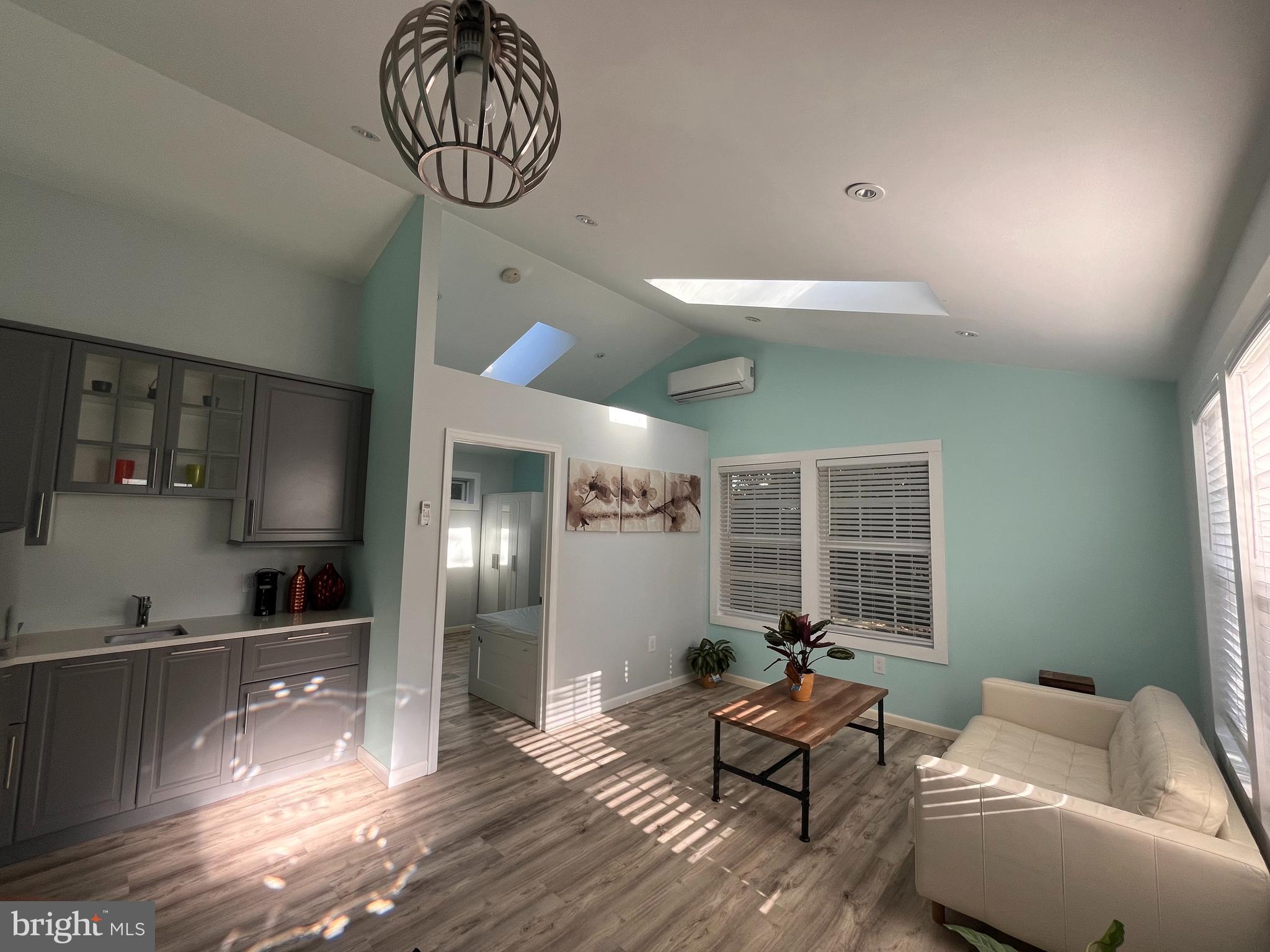 5350 GAINSBOROUGH DR