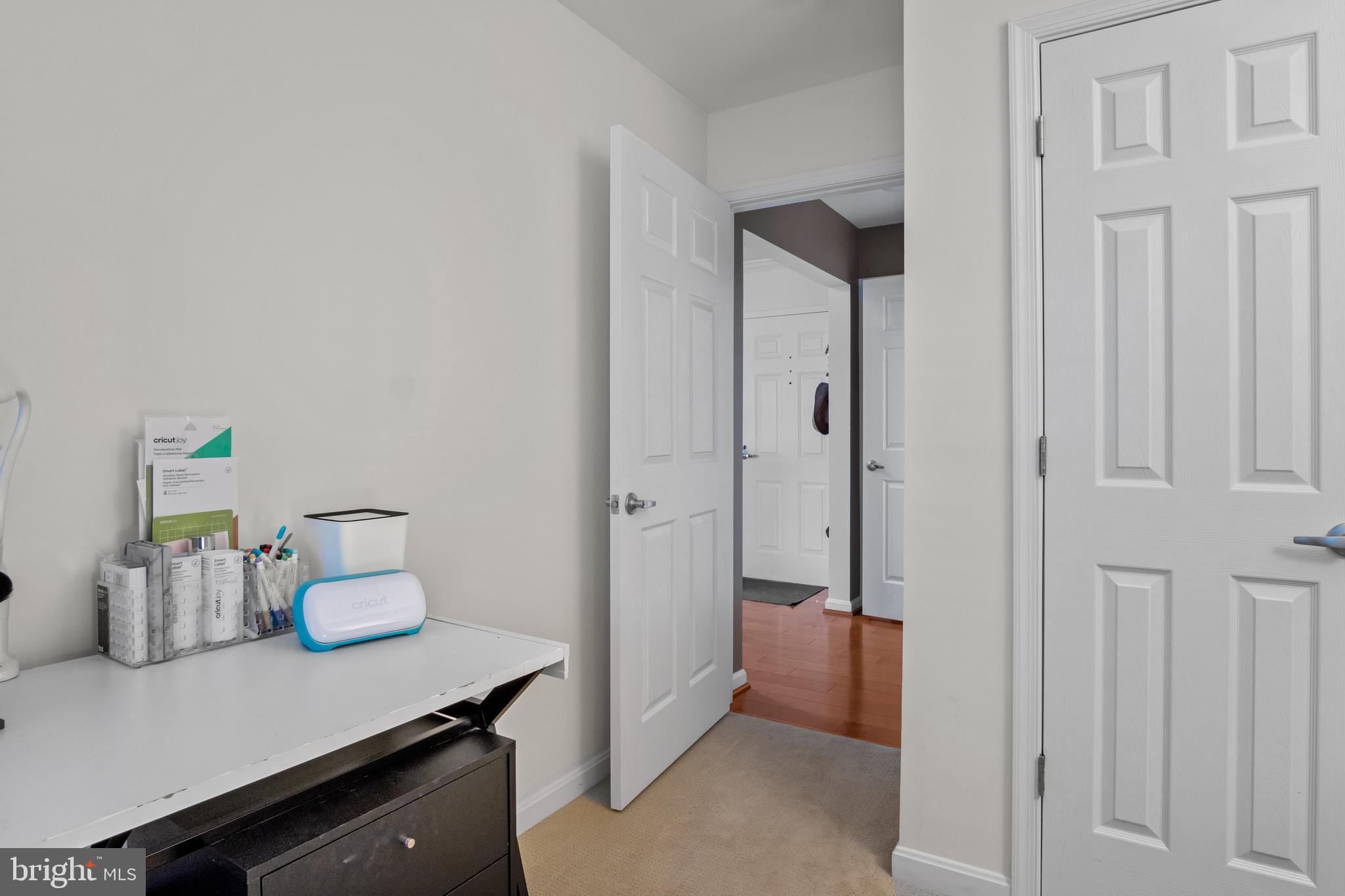 1855 STRATFORD PARK PL #402