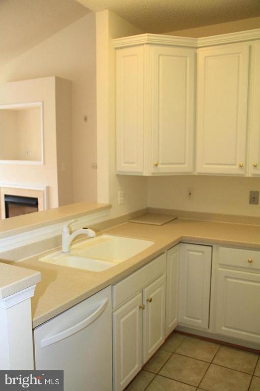 12185 ABINGTON HALL PL #304
