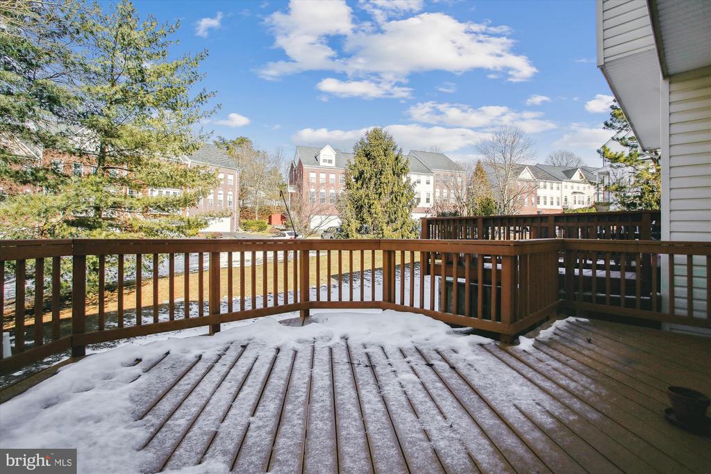 5104 BALLYCASTLE CIR
