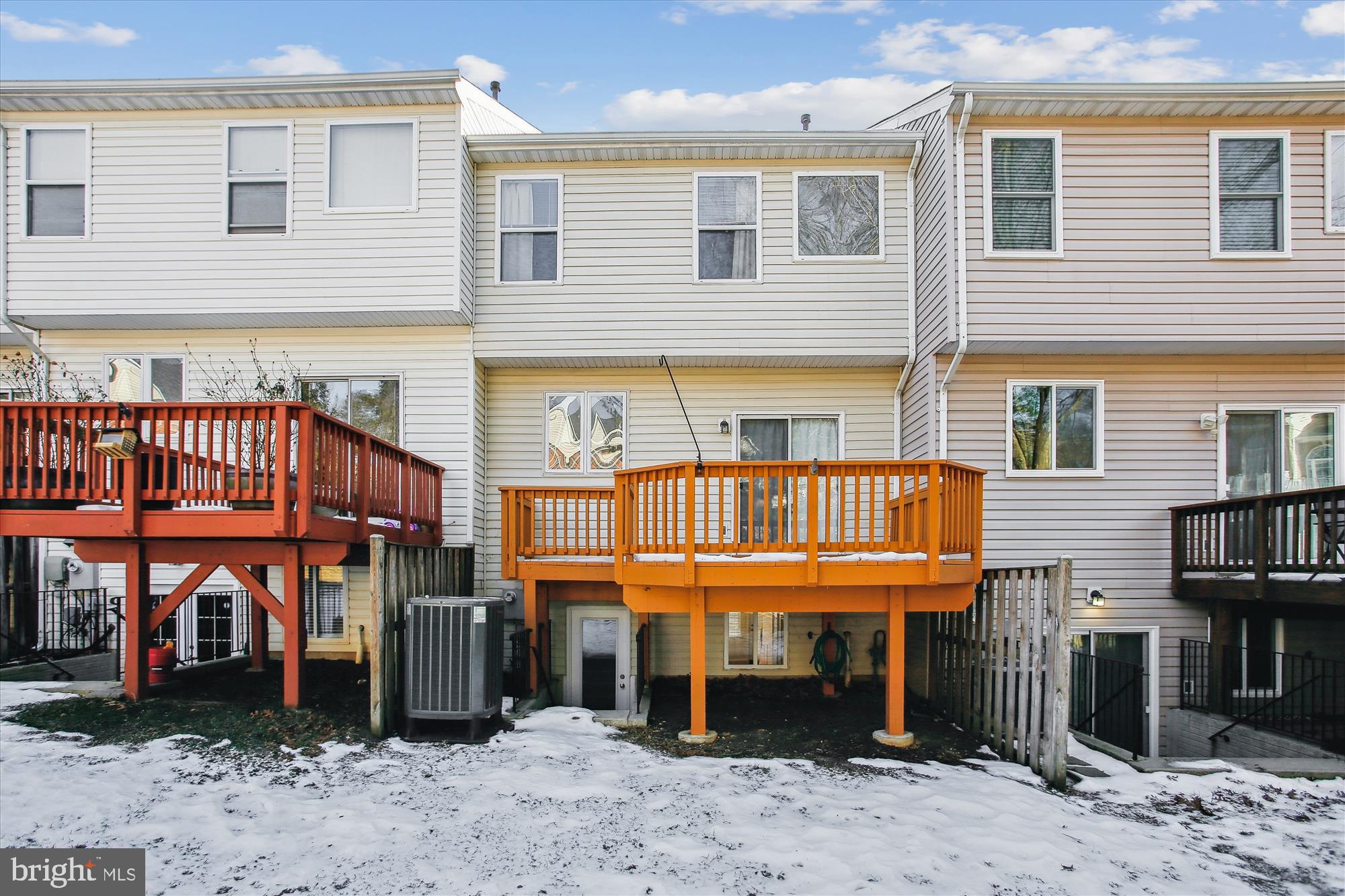 5104 BALLYCASTLE CIR