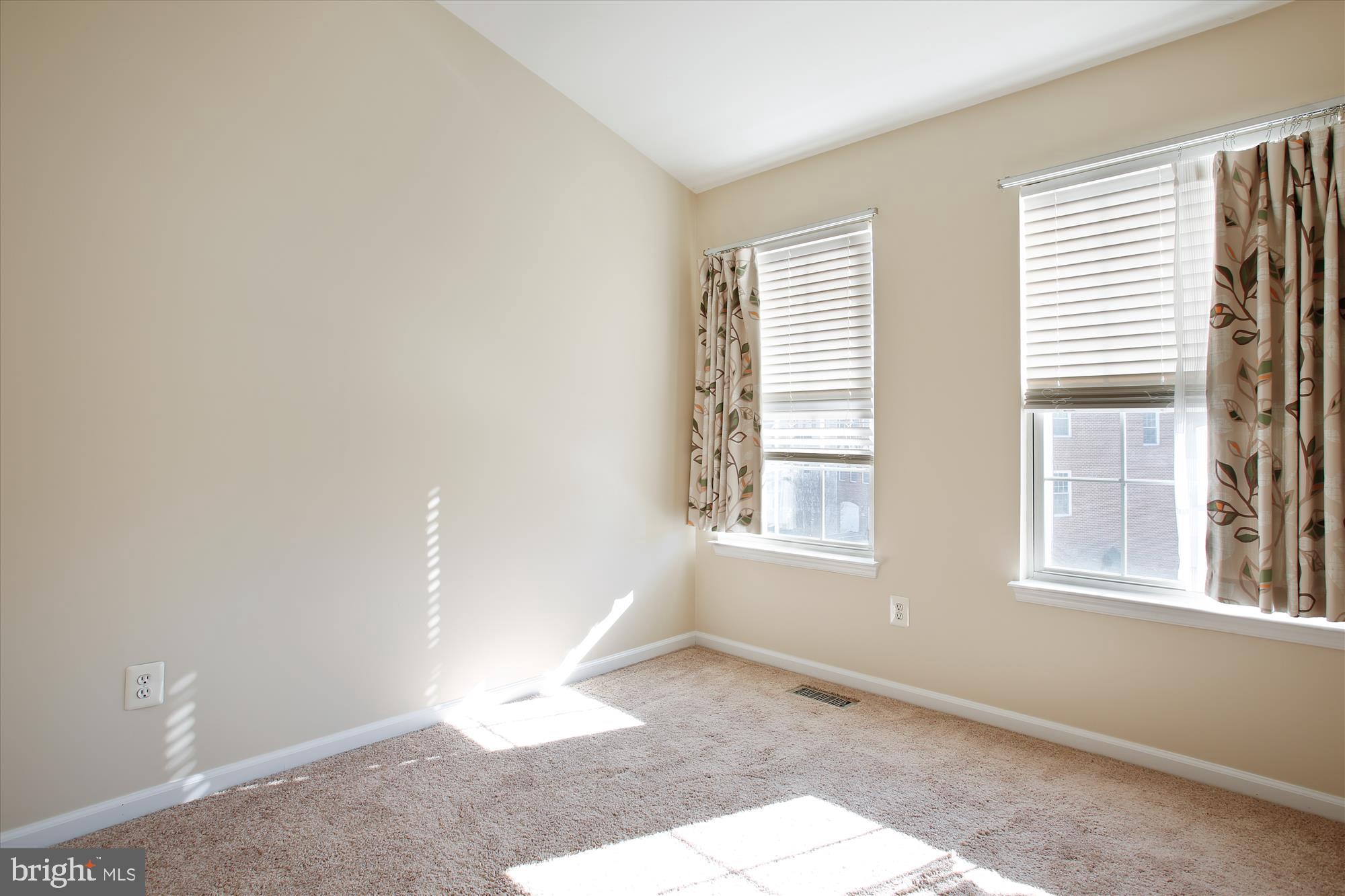 5104 BALLYCASTLE CIR