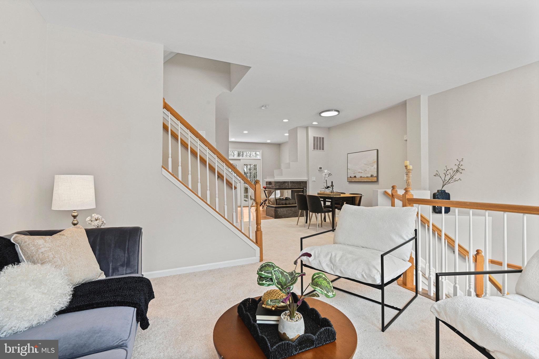 1271 WILD HAWTHORN WAY