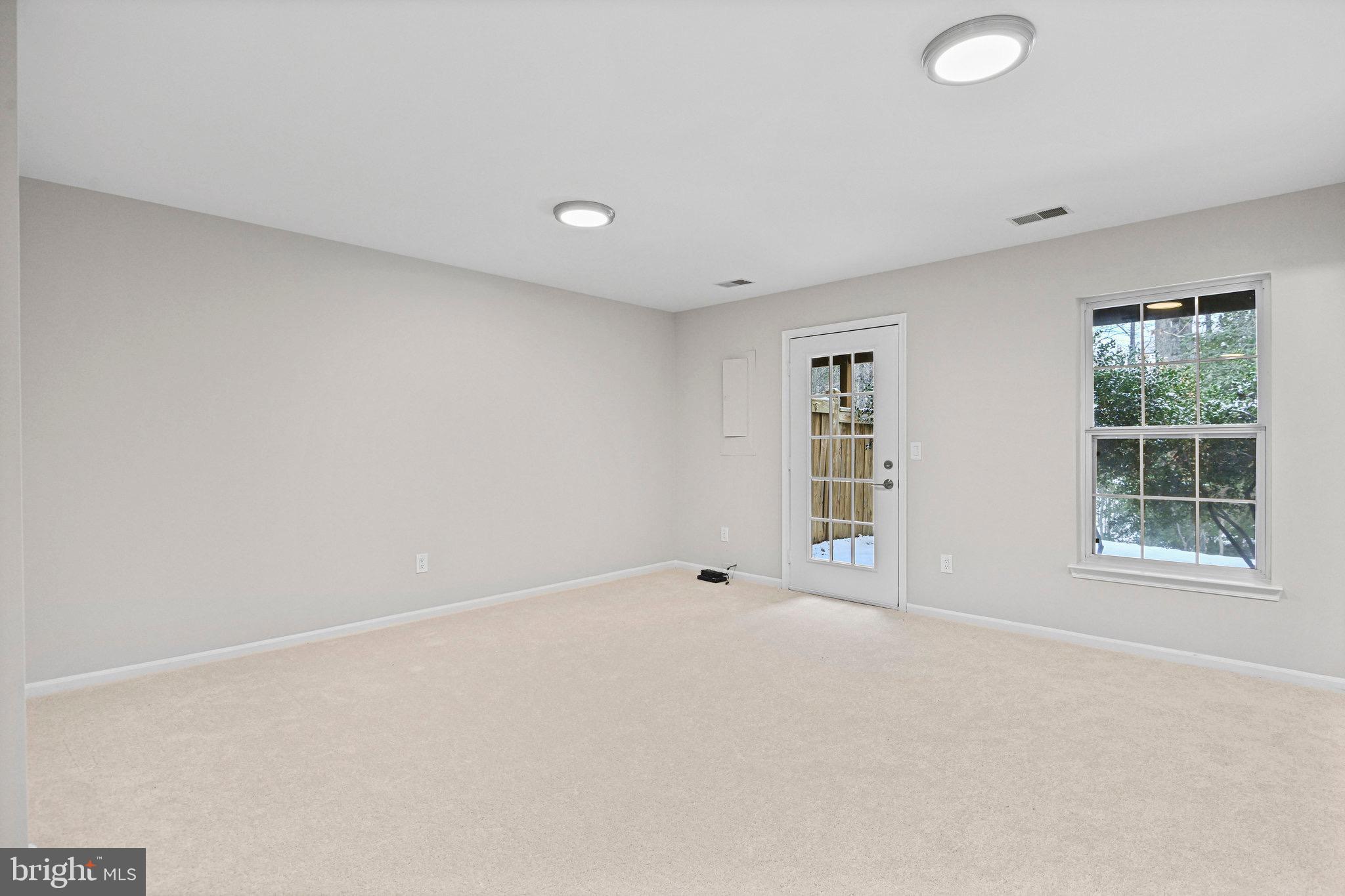 1271 WILD HAWTHORN WAY