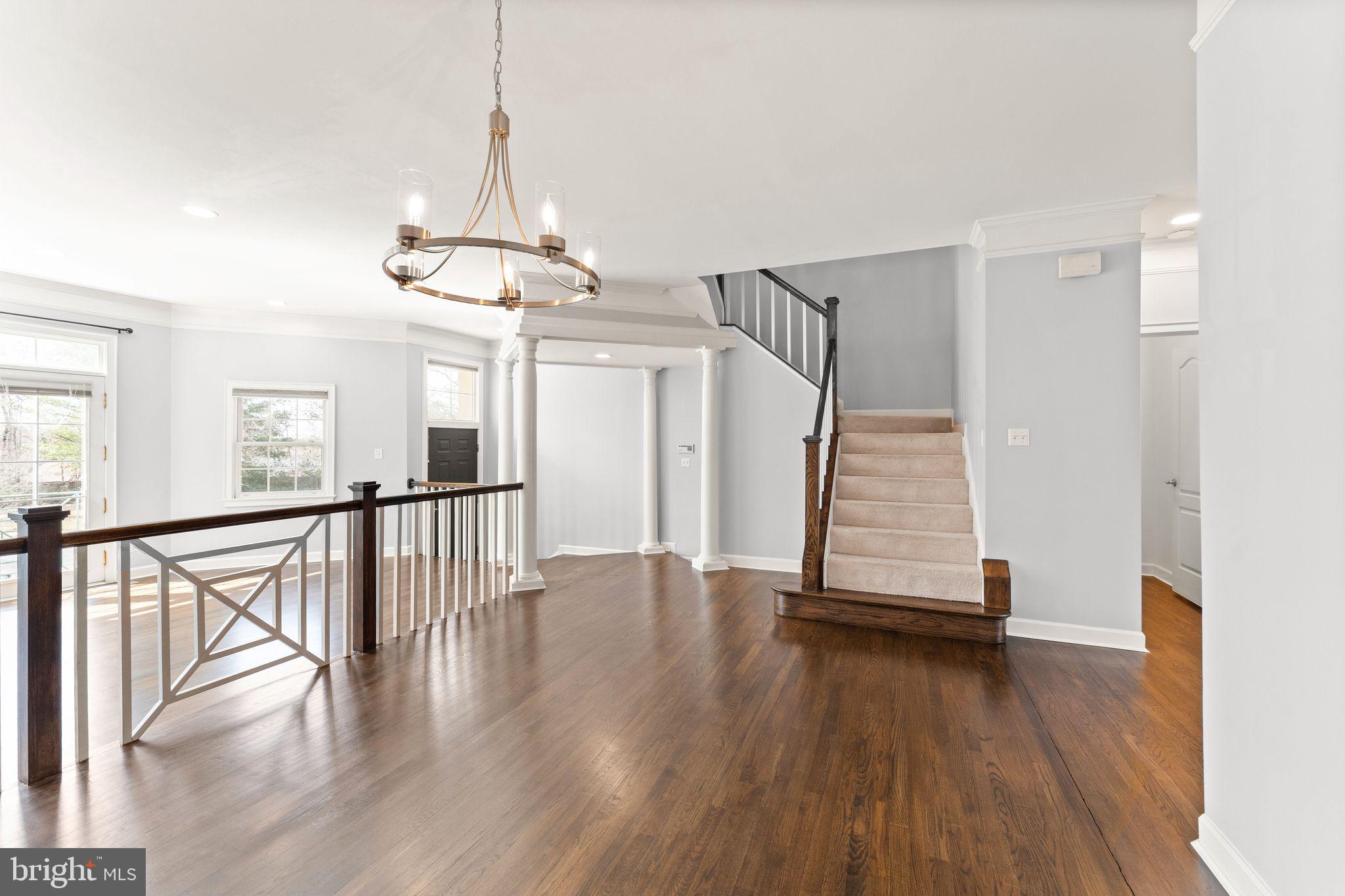 12831 DOGWOOD HILLS LN