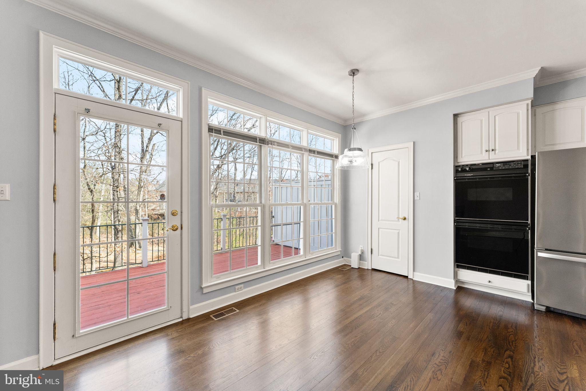 12831 DOGWOOD HILLS LN