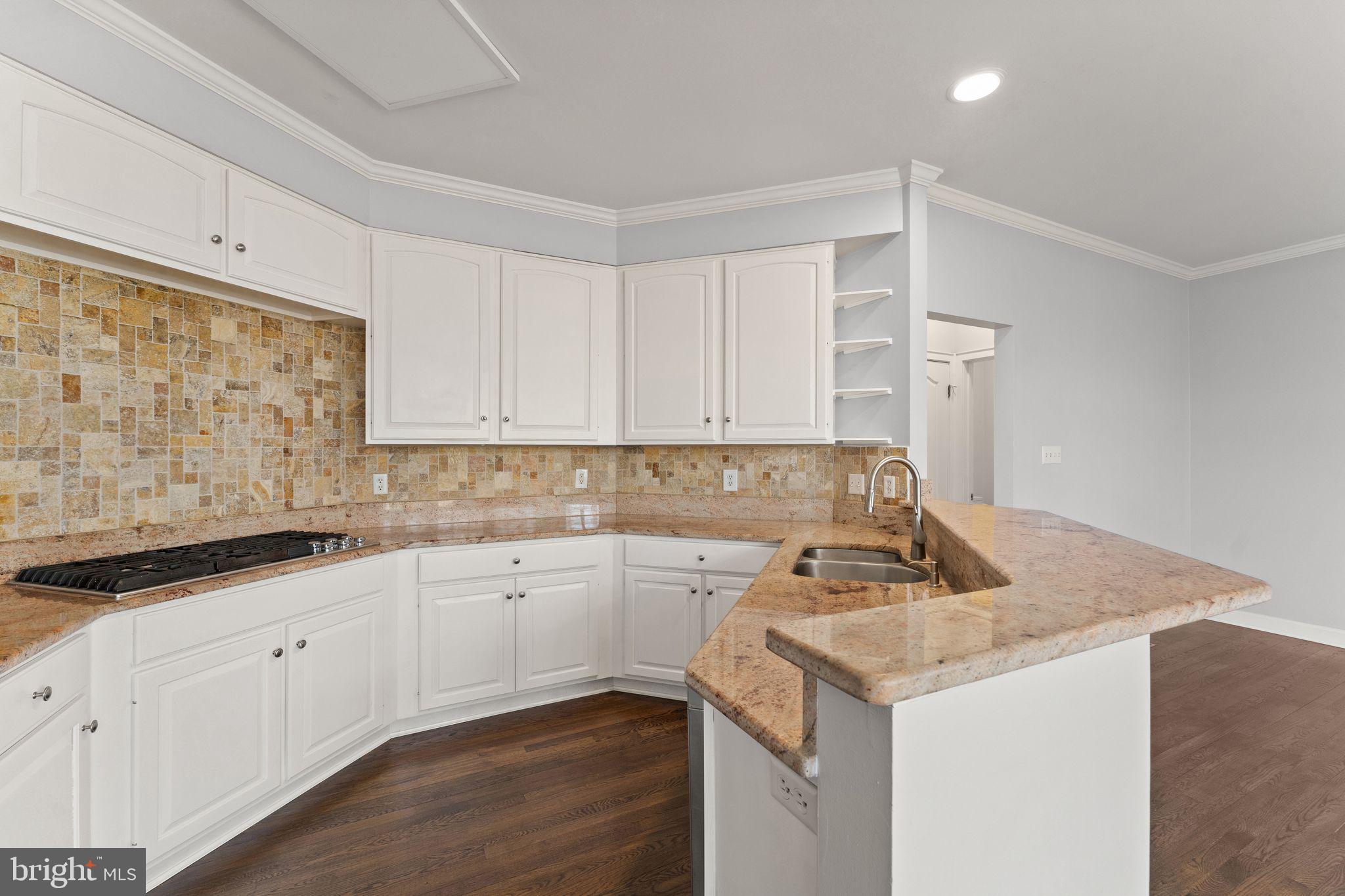 12831 DOGWOOD HILLS LN