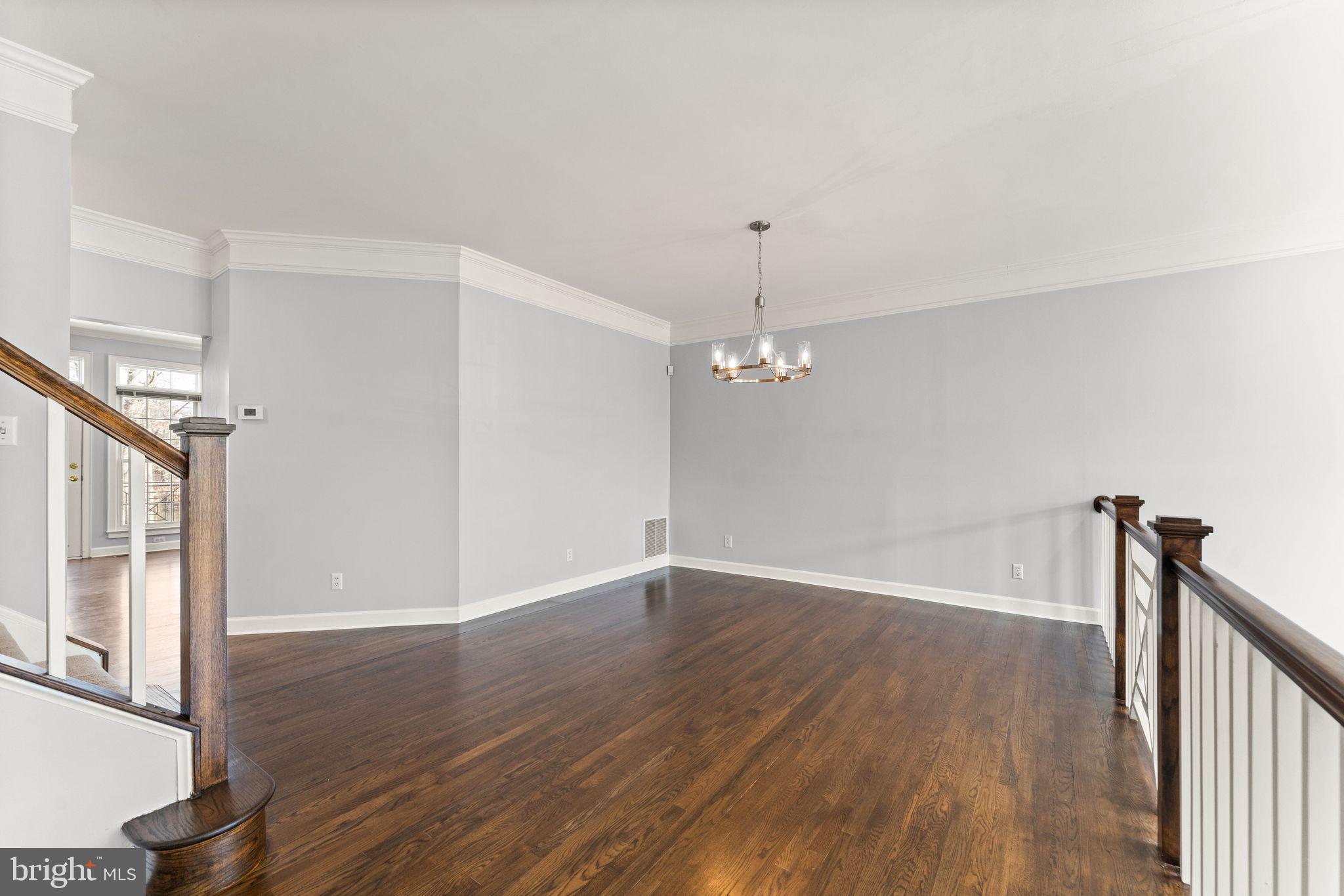 12831 DOGWOOD HILLS LN