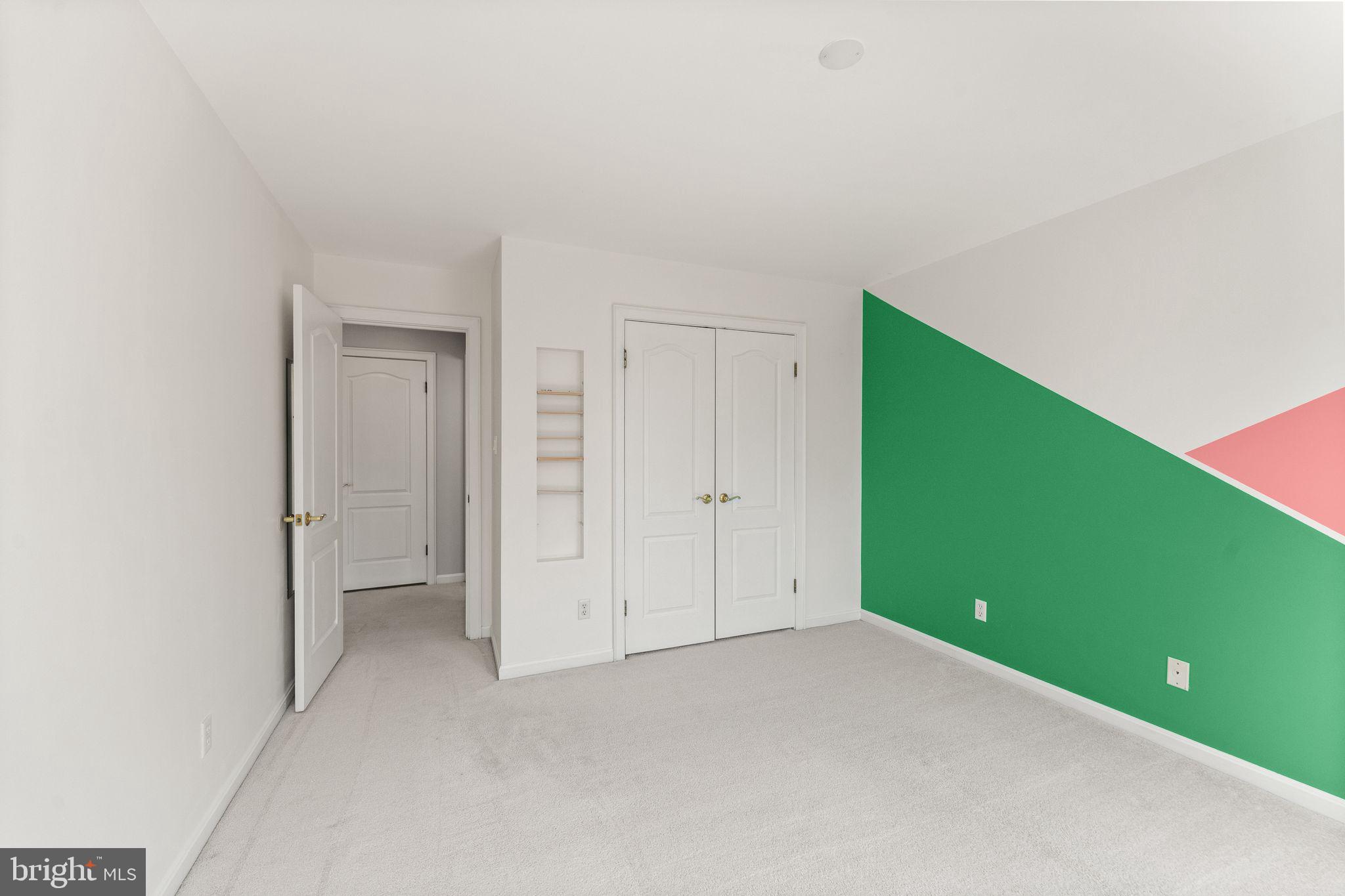 12831 DOGWOOD HILLS LN