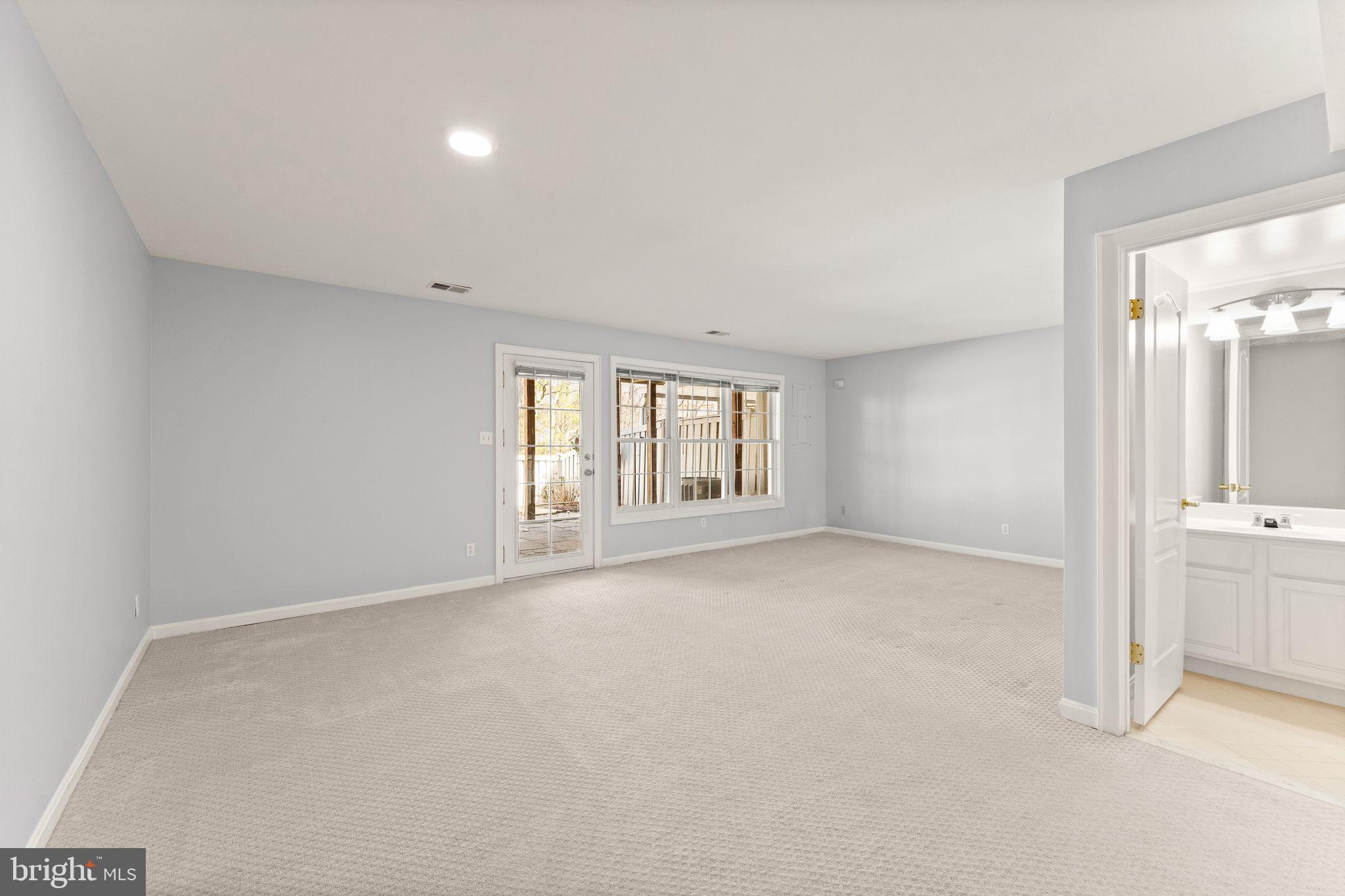 12831 DOGWOOD HILLS LN