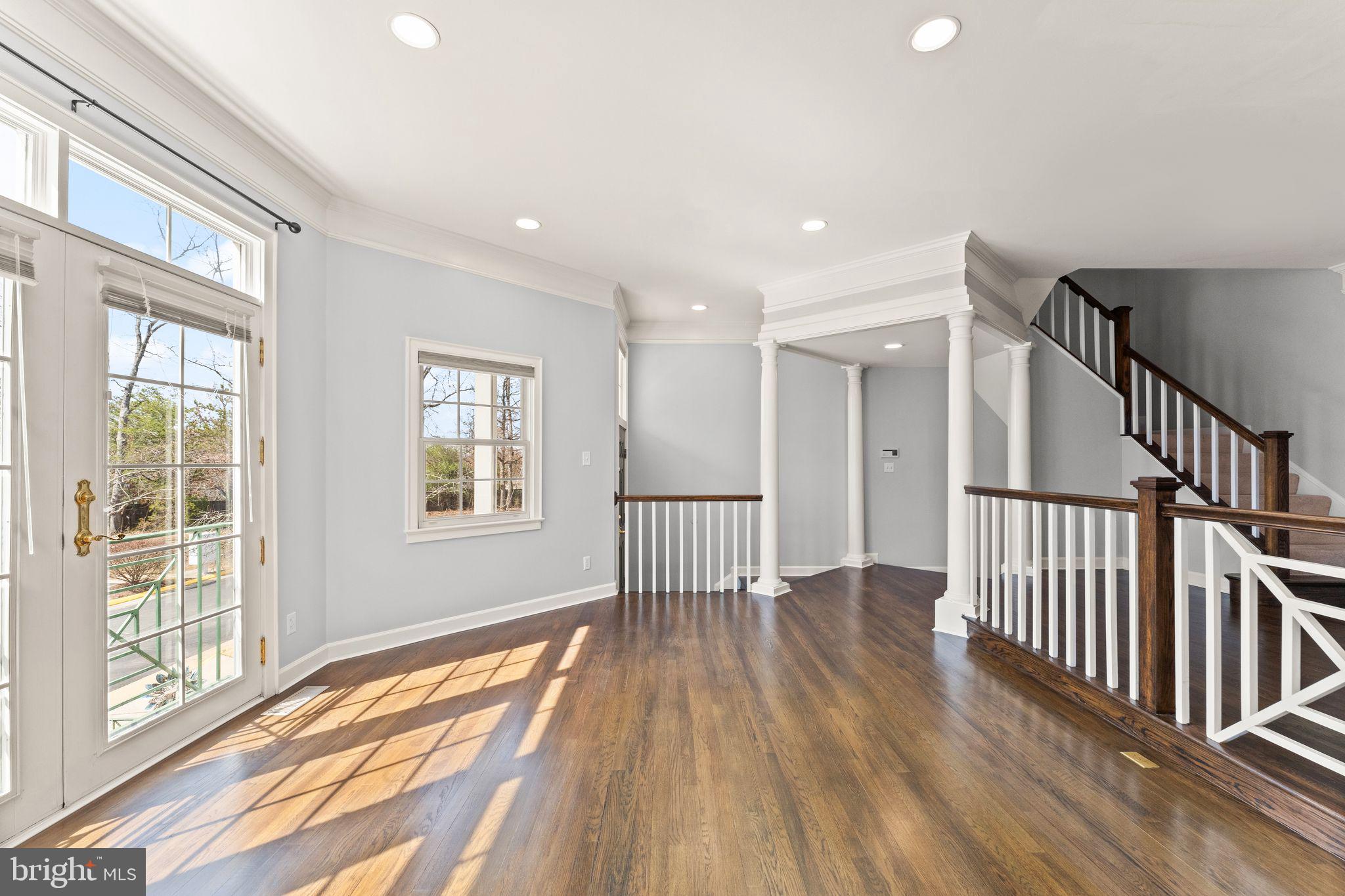 12831 DOGWOOD HILLS LN