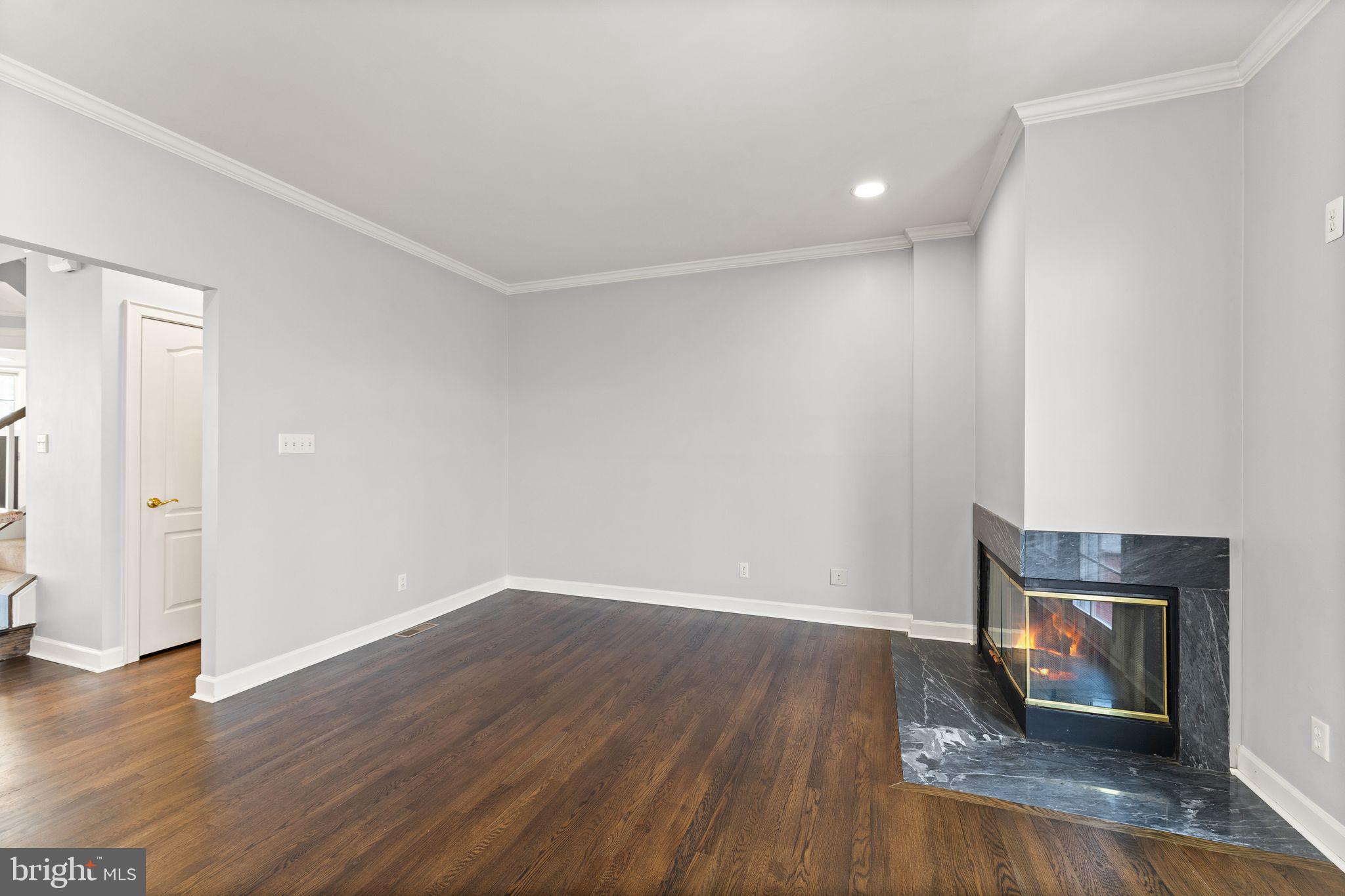 12831 DOGWOOD HILLS LN