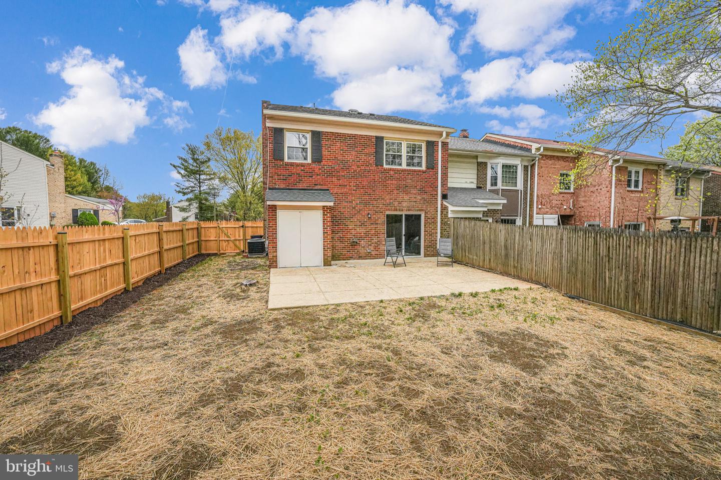 726 Hunter Ct SW