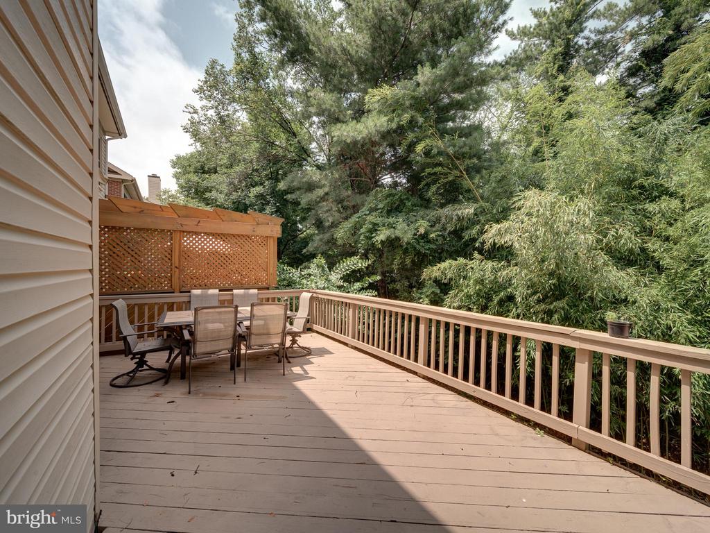 3006 FALLSWOOD GLEN CT
