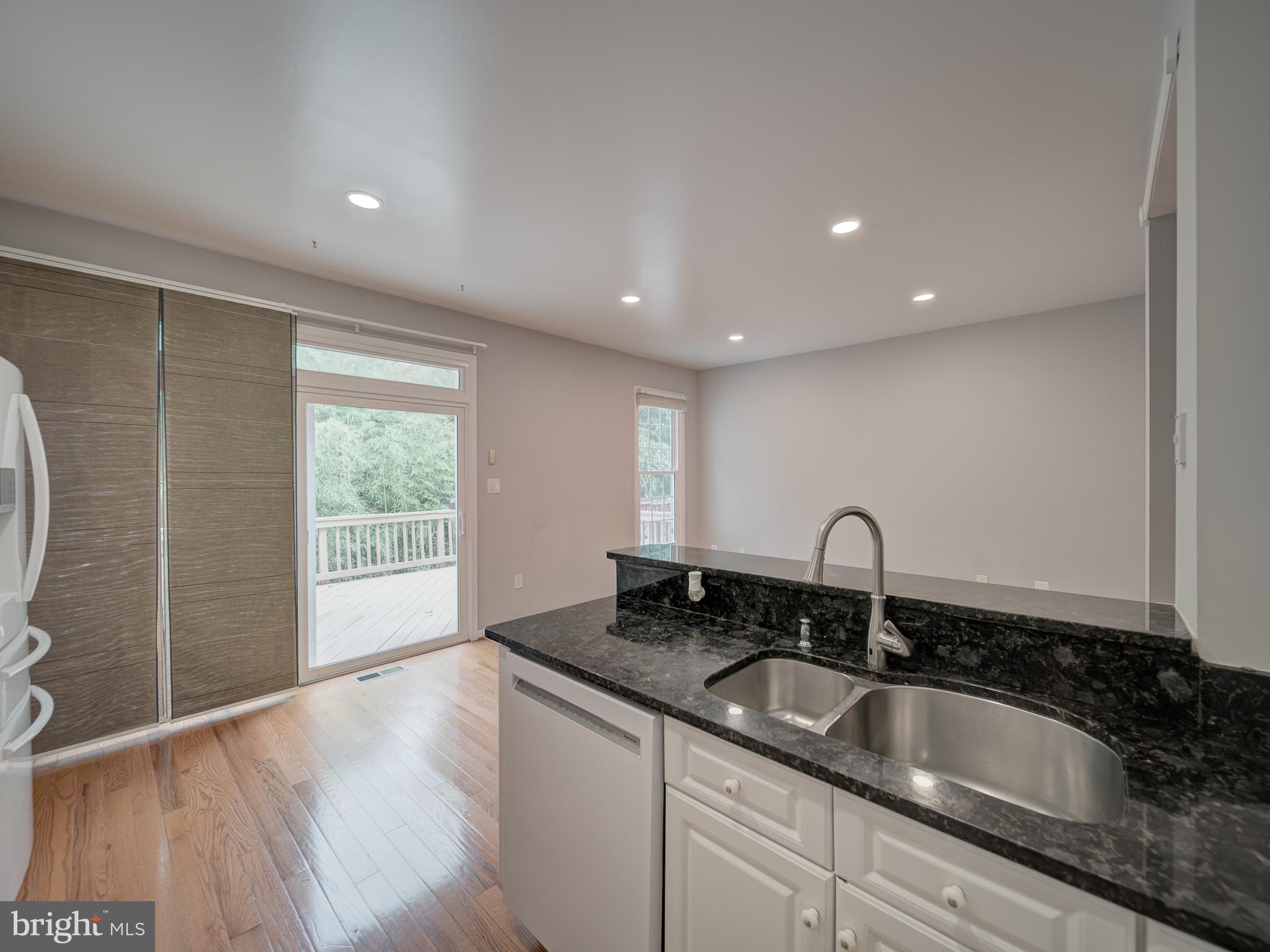 3006 FALLSWOOD GLEN CT