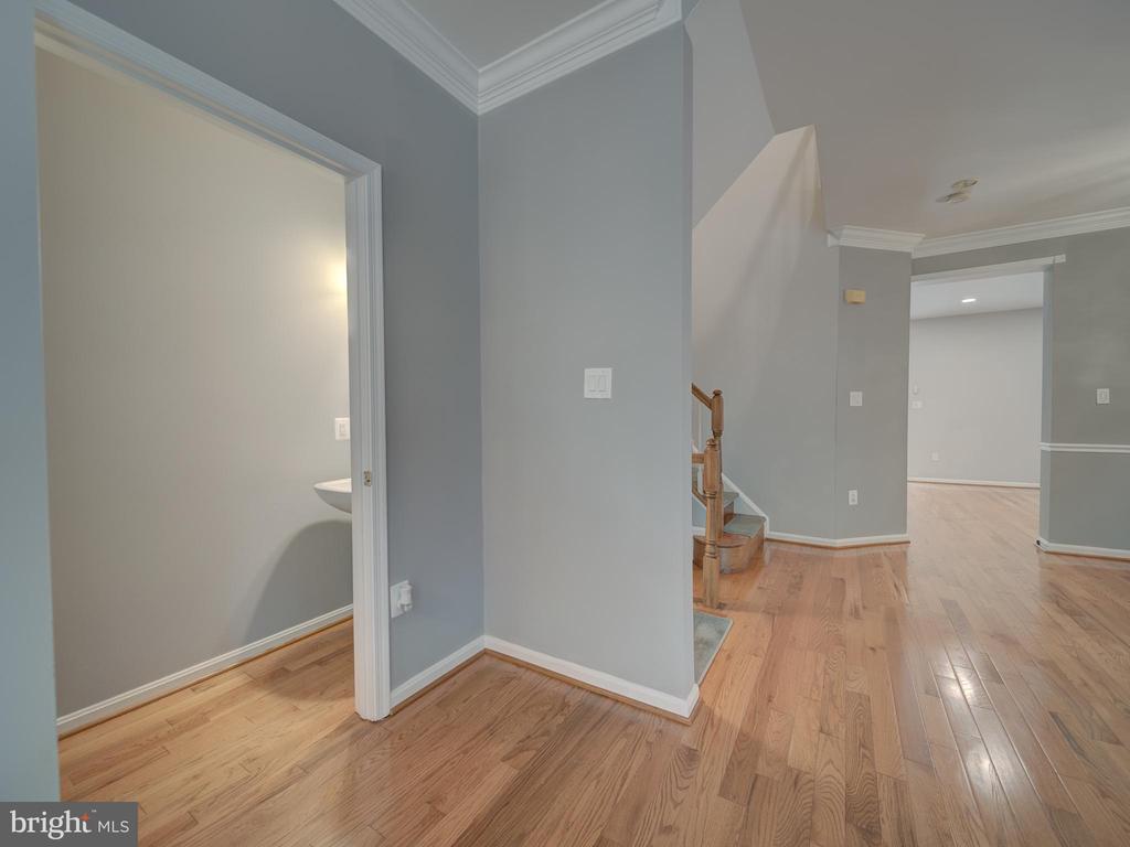 3006 FALLSWOOD GLEN CT