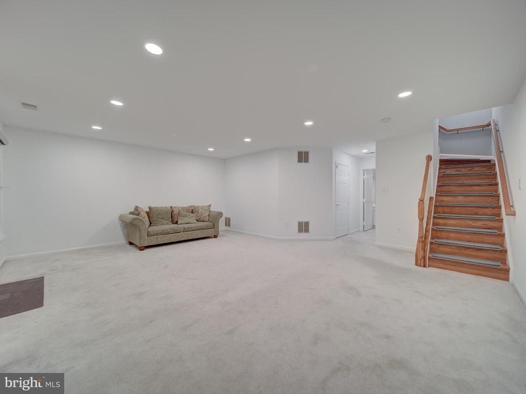 3006 FALLSWOOD GLEN CT