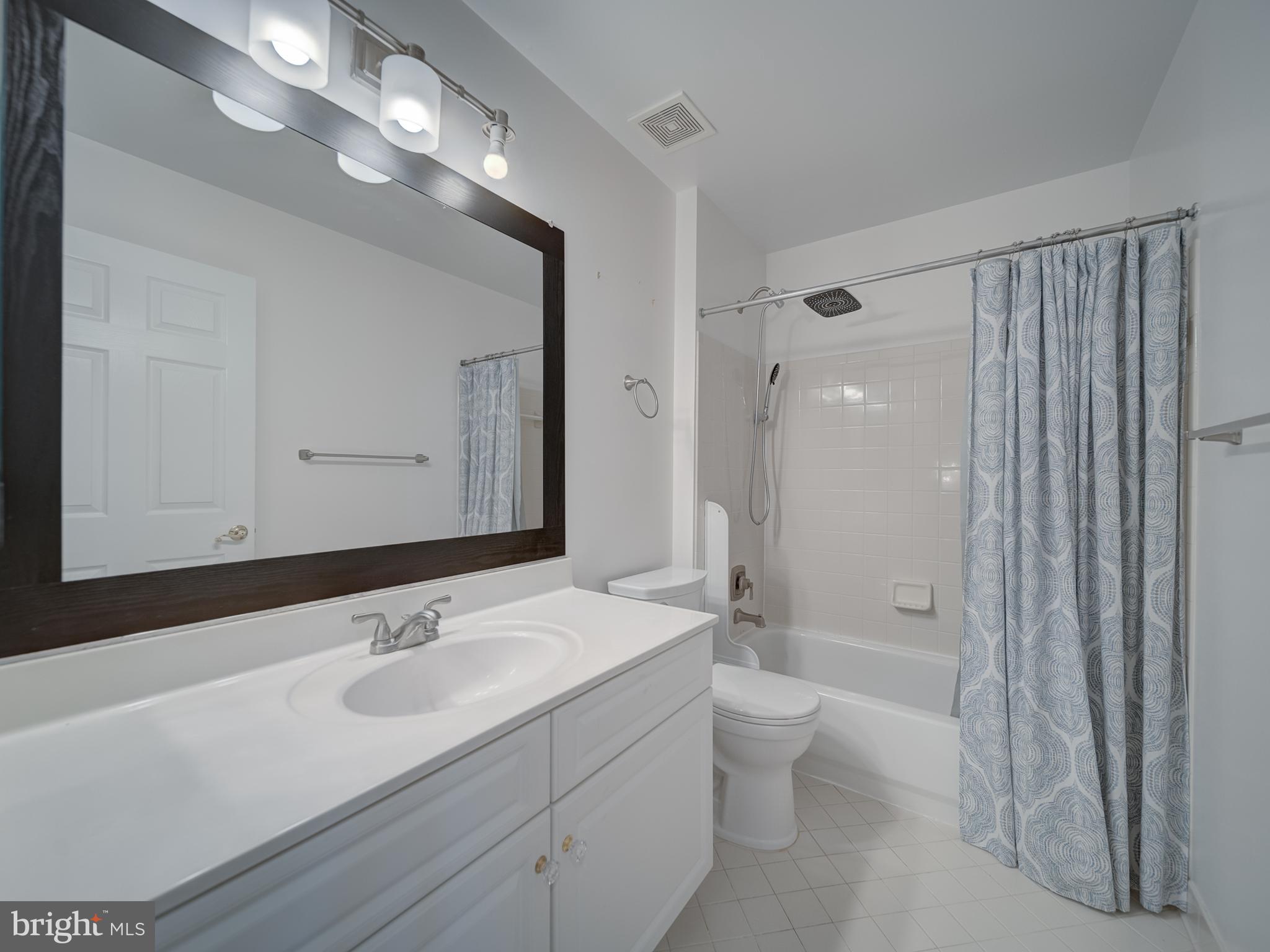 3006 FALLSWOOD GLEN CT