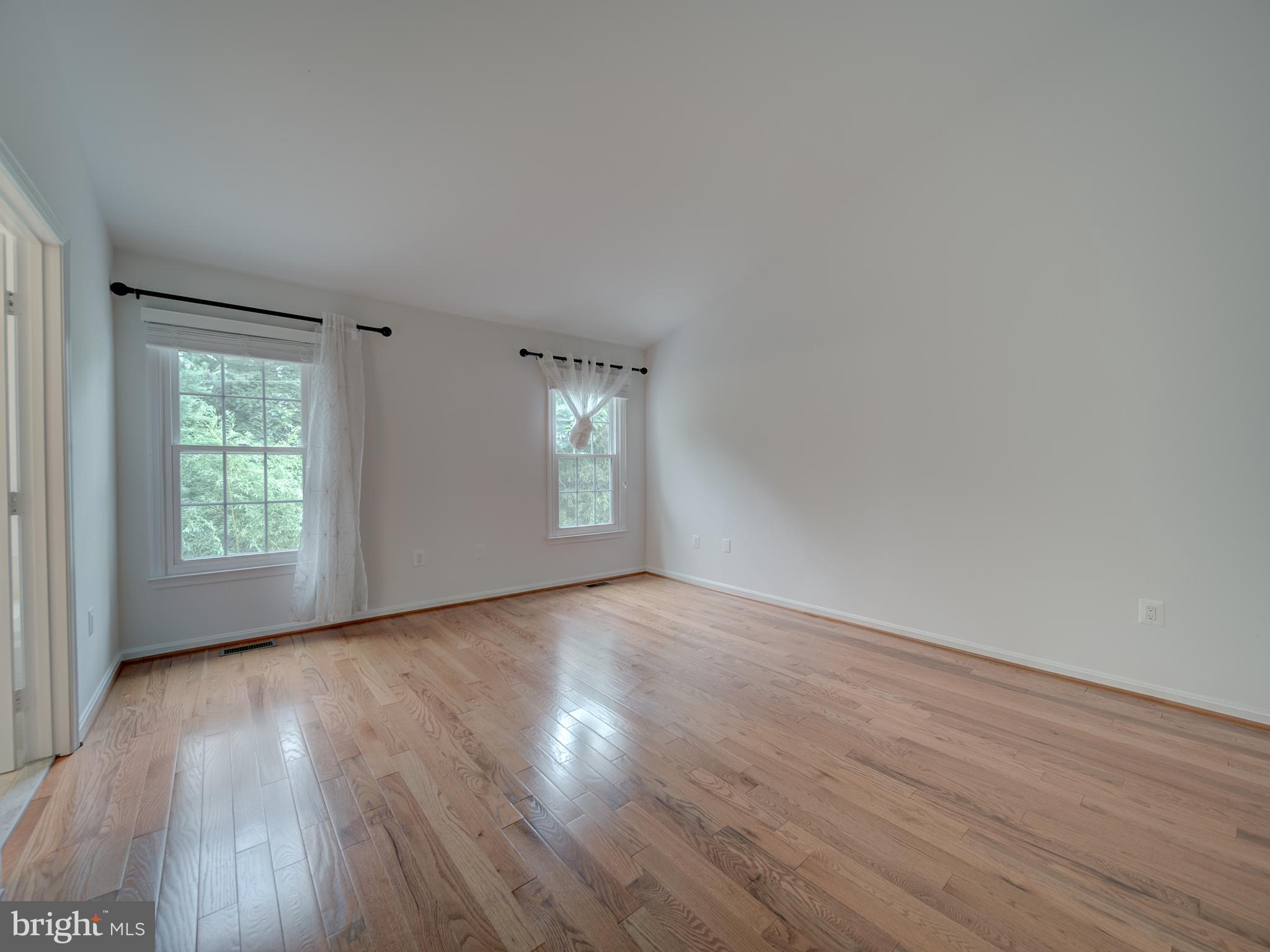 3006 FALLSWOOD GLEN CT