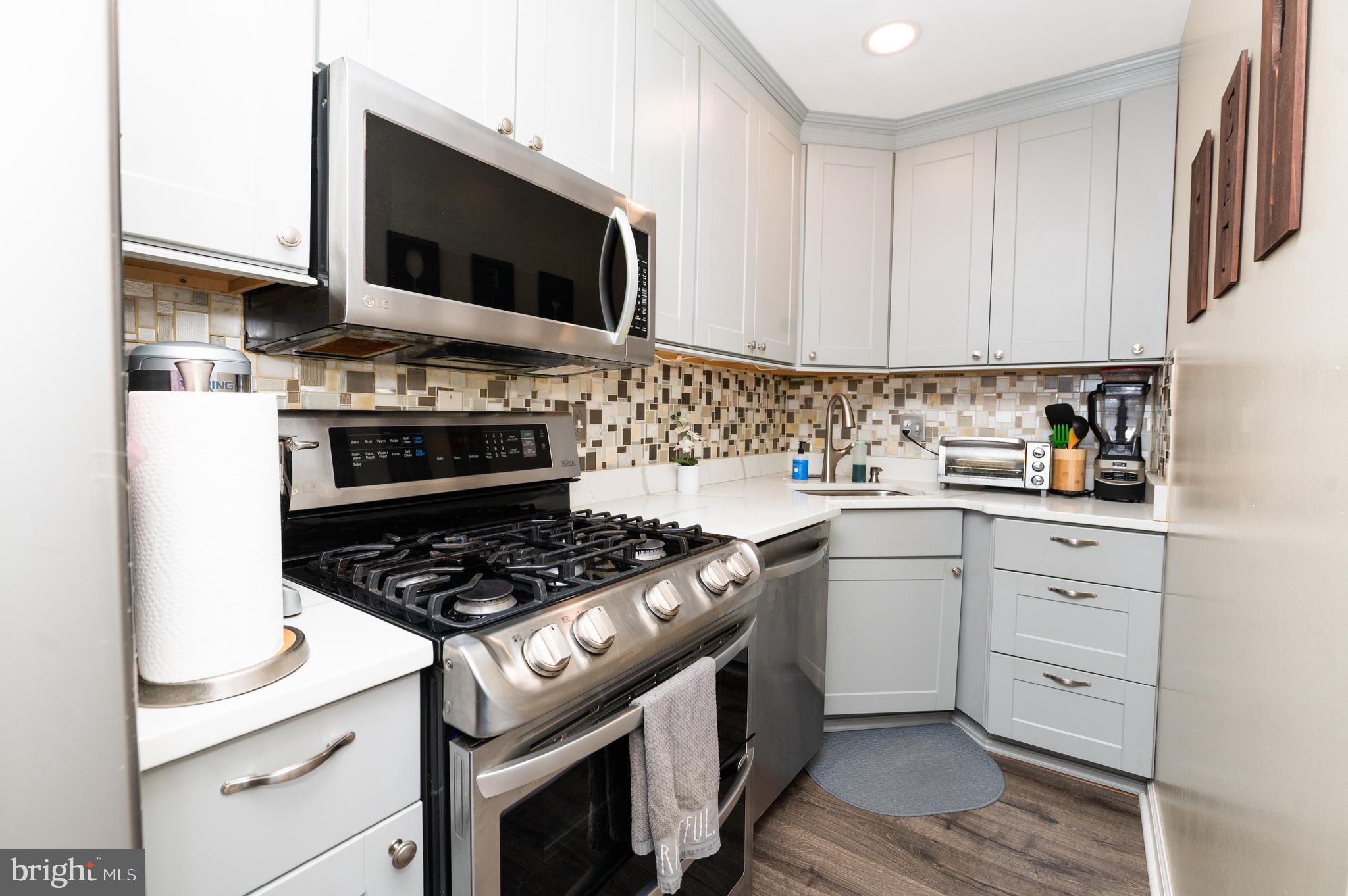 208 PARK TERRACE CT SE #53