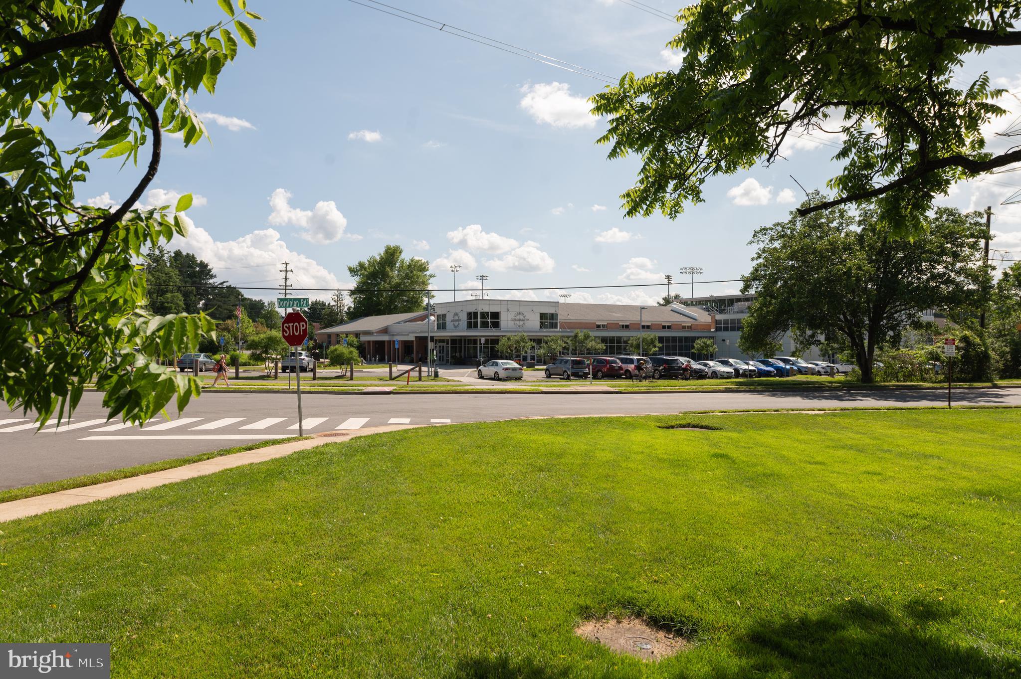 208 PARK TERRACE CT SE #53