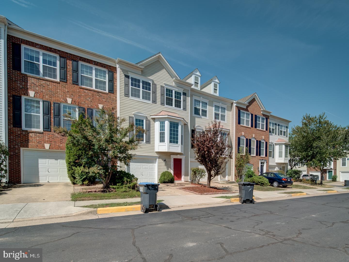 5186 FIERY DAWN COURT