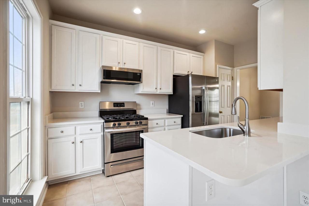 5186 FIERY DAWN COURT