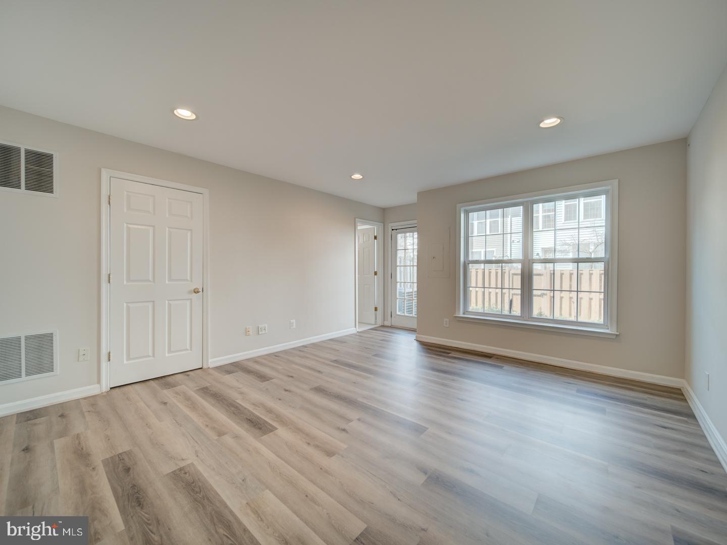 5186 FIERY DAWN COURT