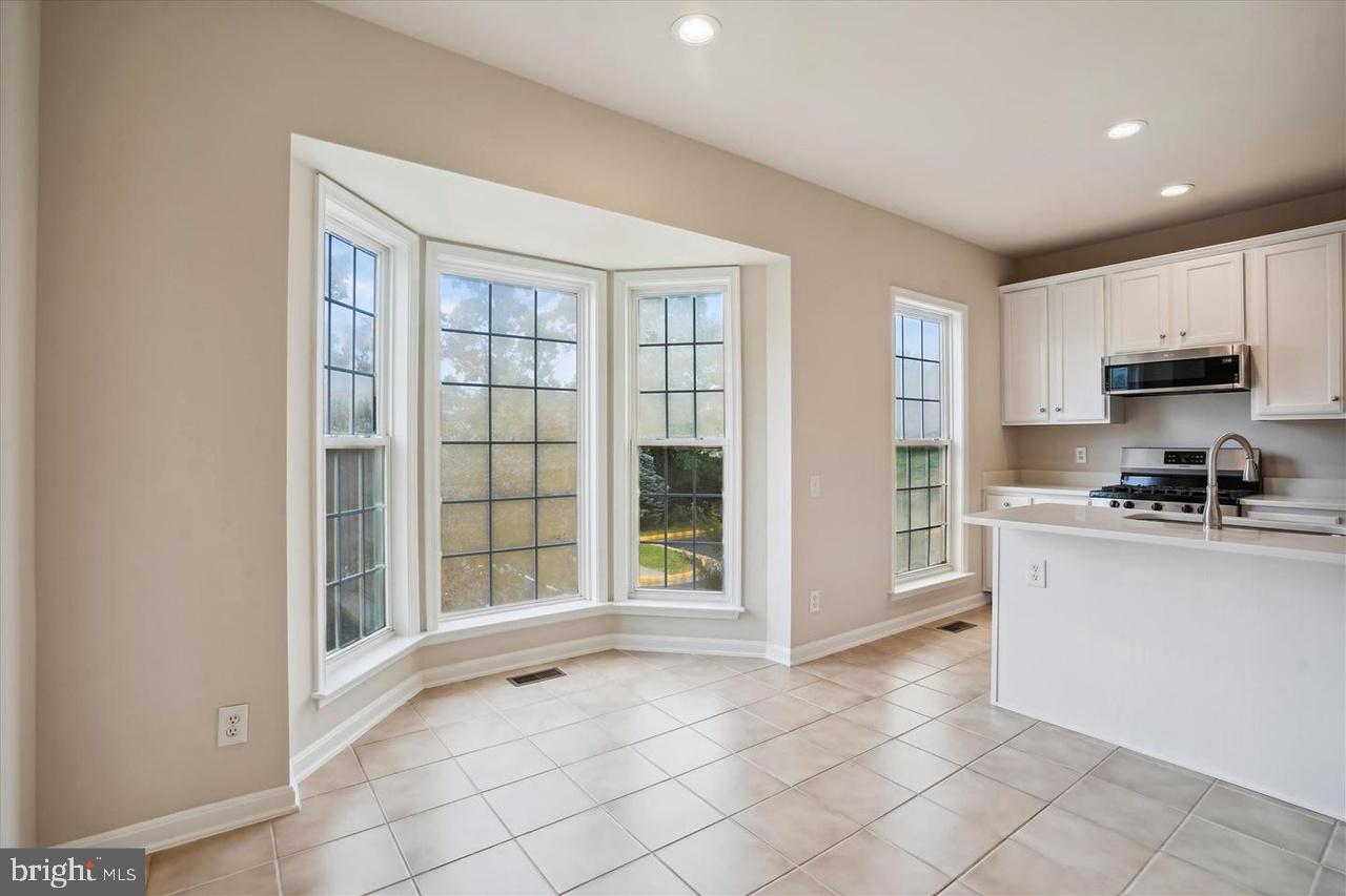 5186 FIERY DAWN COURT