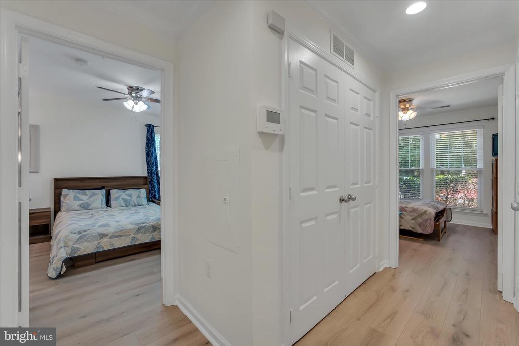 1516 N POINT DRIVE Unit: 0001