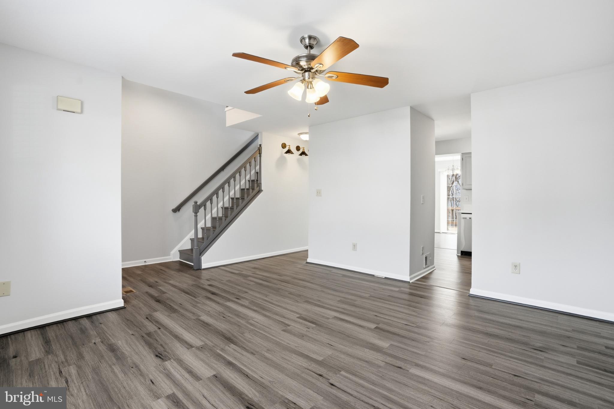 6185 STONEPATH CIRCLE