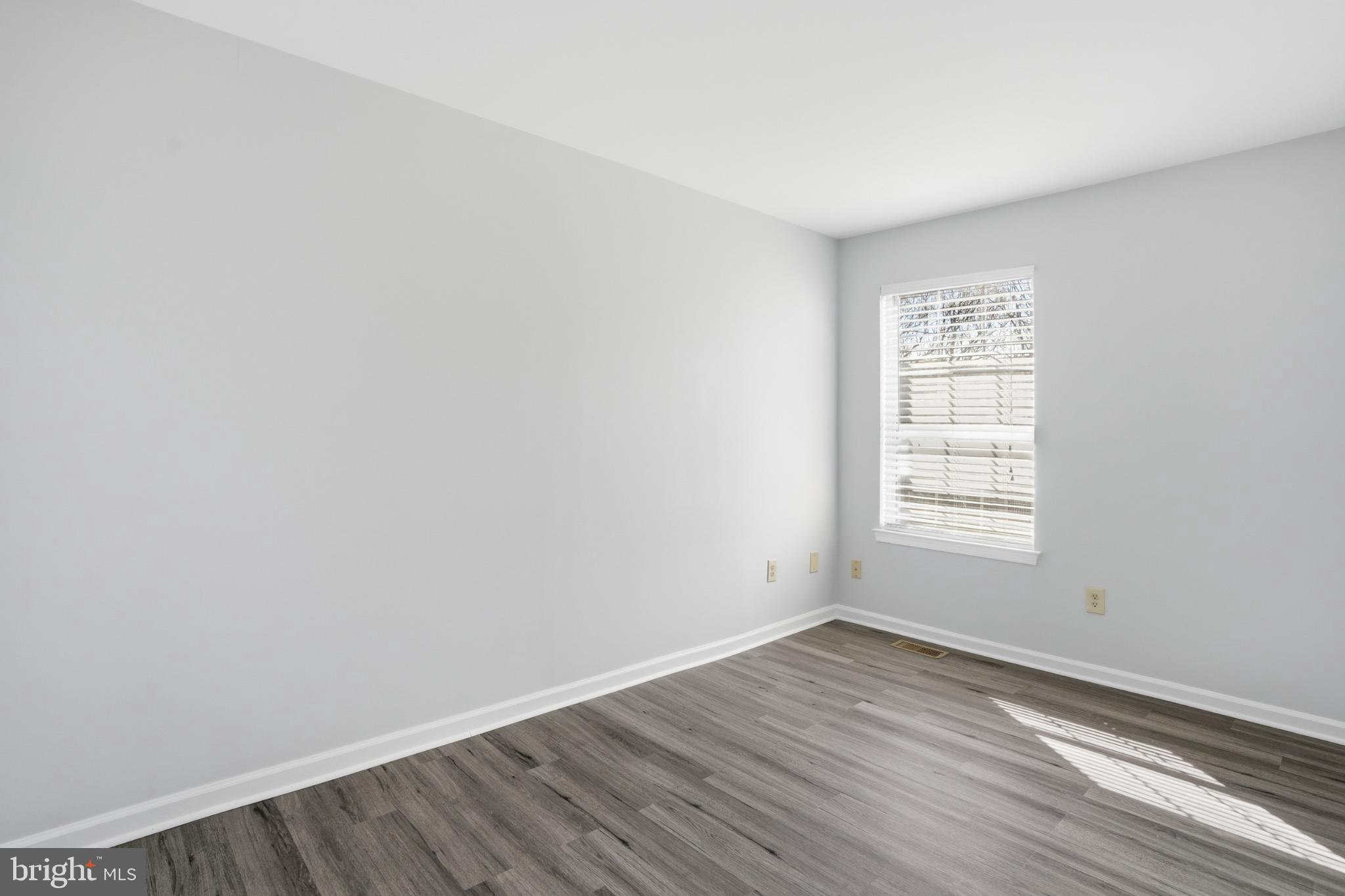 6185 STONEPATH CIRCLE