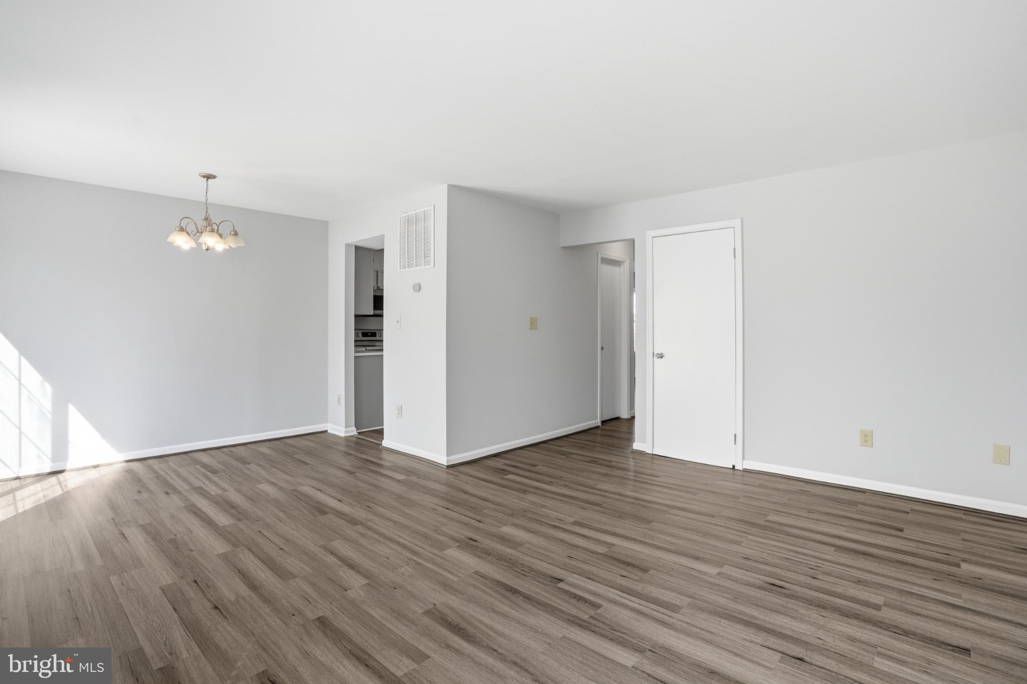 6185 STONEPATH CIRCLE