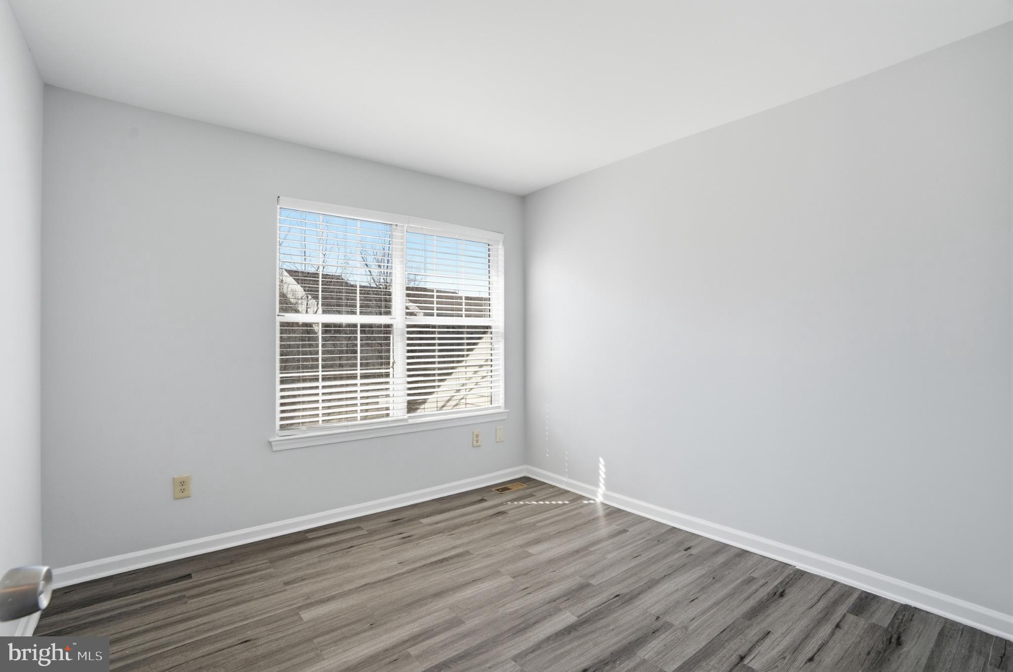 6185 STONEPATH CIRCLE