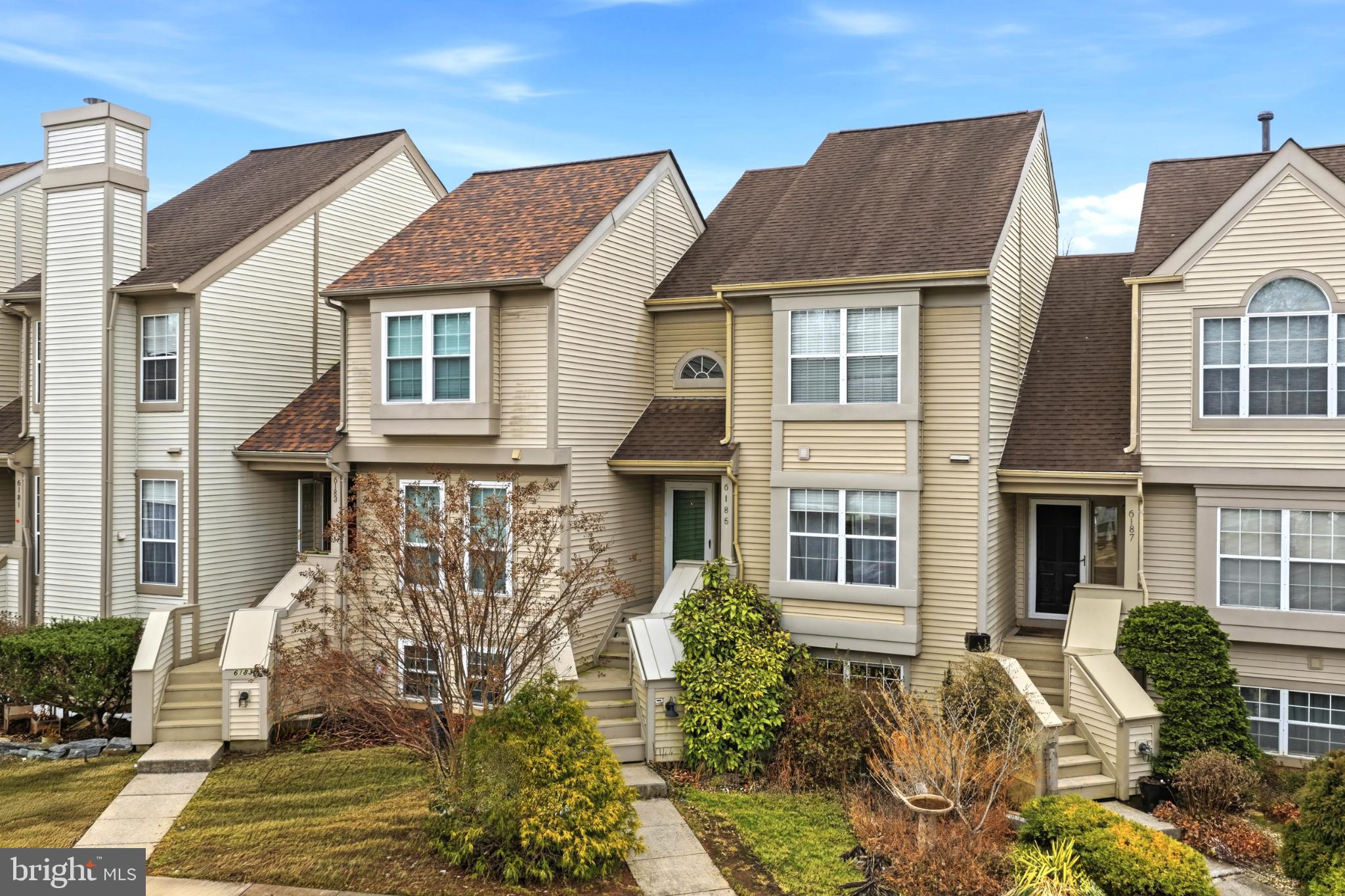 6185 STONEPATH CIRCLE