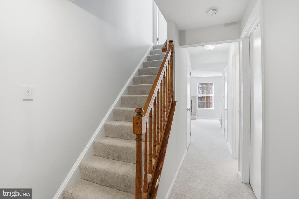 6185 STONEPATH CIRCLE