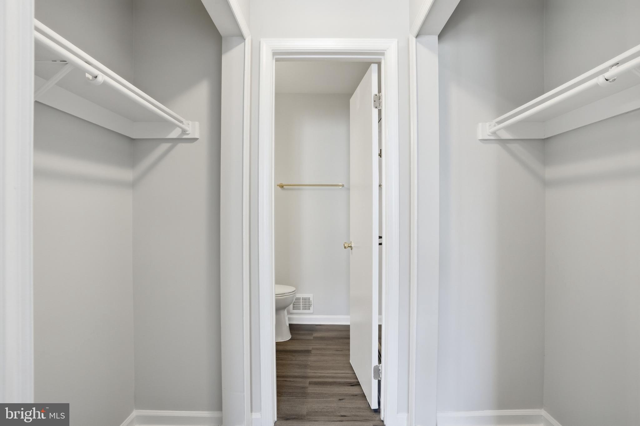 6185 STONEPATH CIRCLE