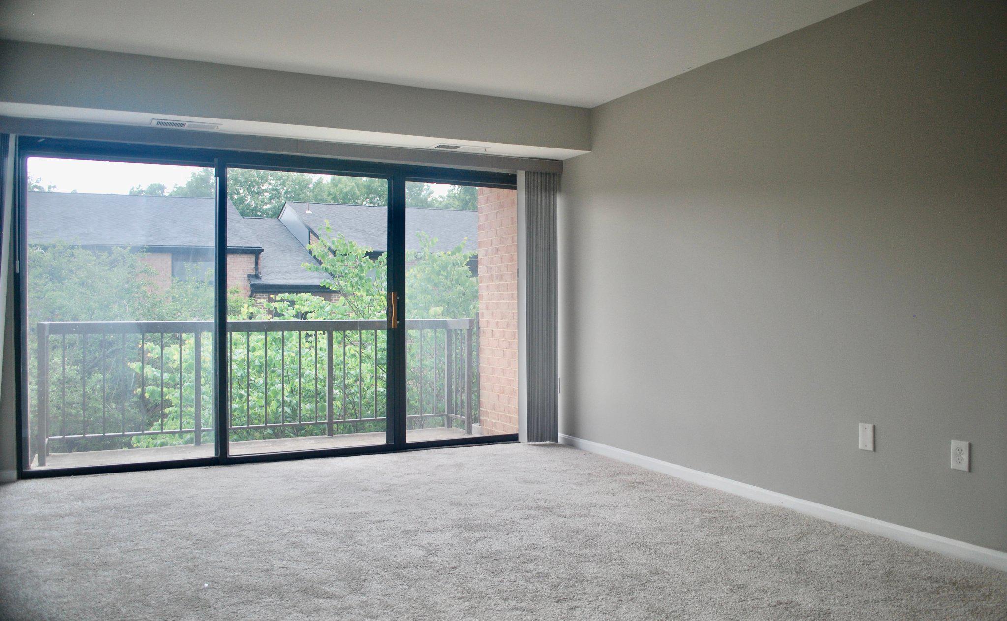 9707 KINGS CROWN COURT Unit: 201