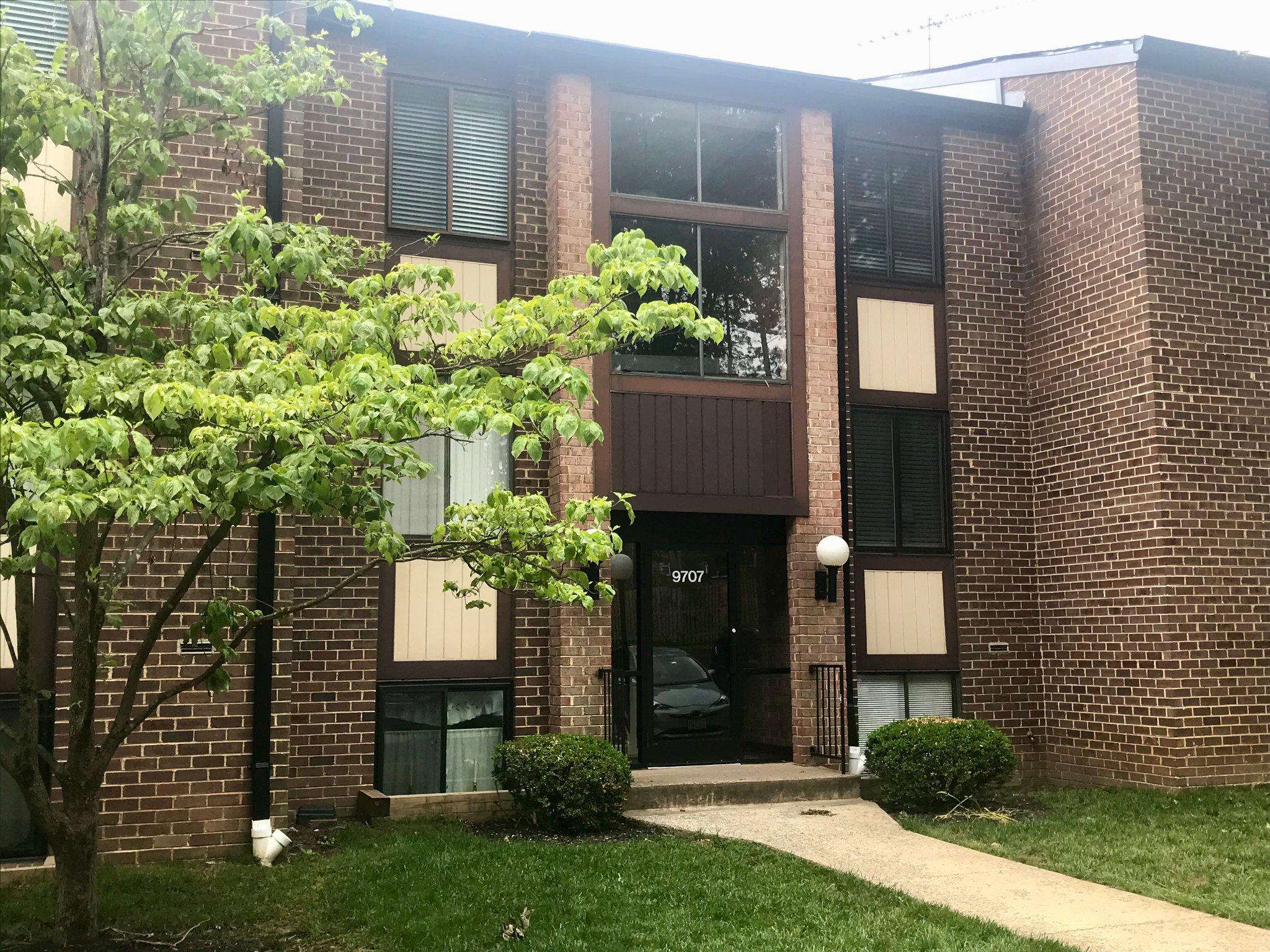 9707 KINGS CROWN COURT Unit: 201