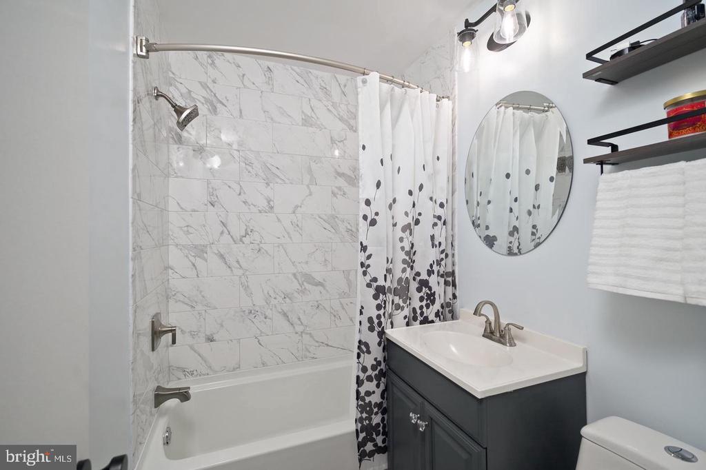 5605 FRANCONIA ROAD 301