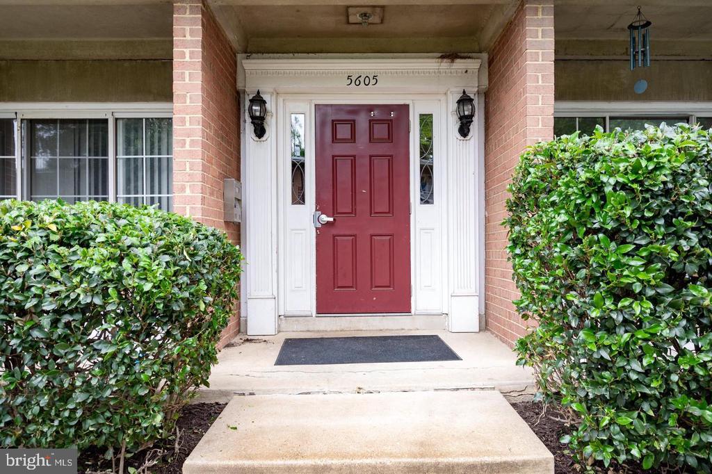 5605 FRANCONIA ROAD 301