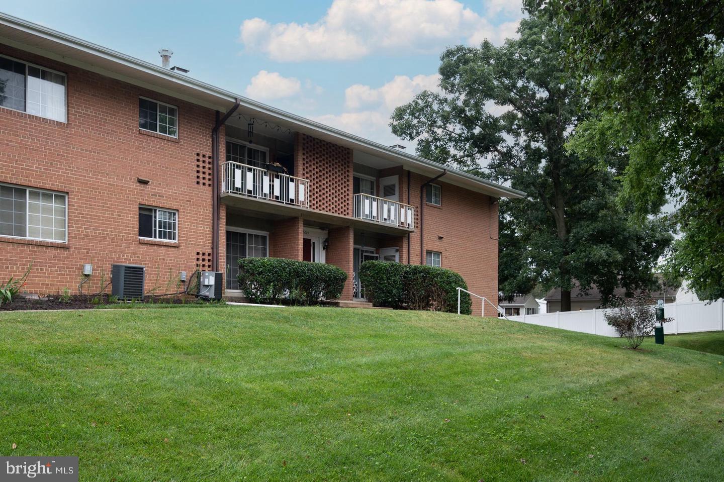 5605 FRANCONIA ROAD 301