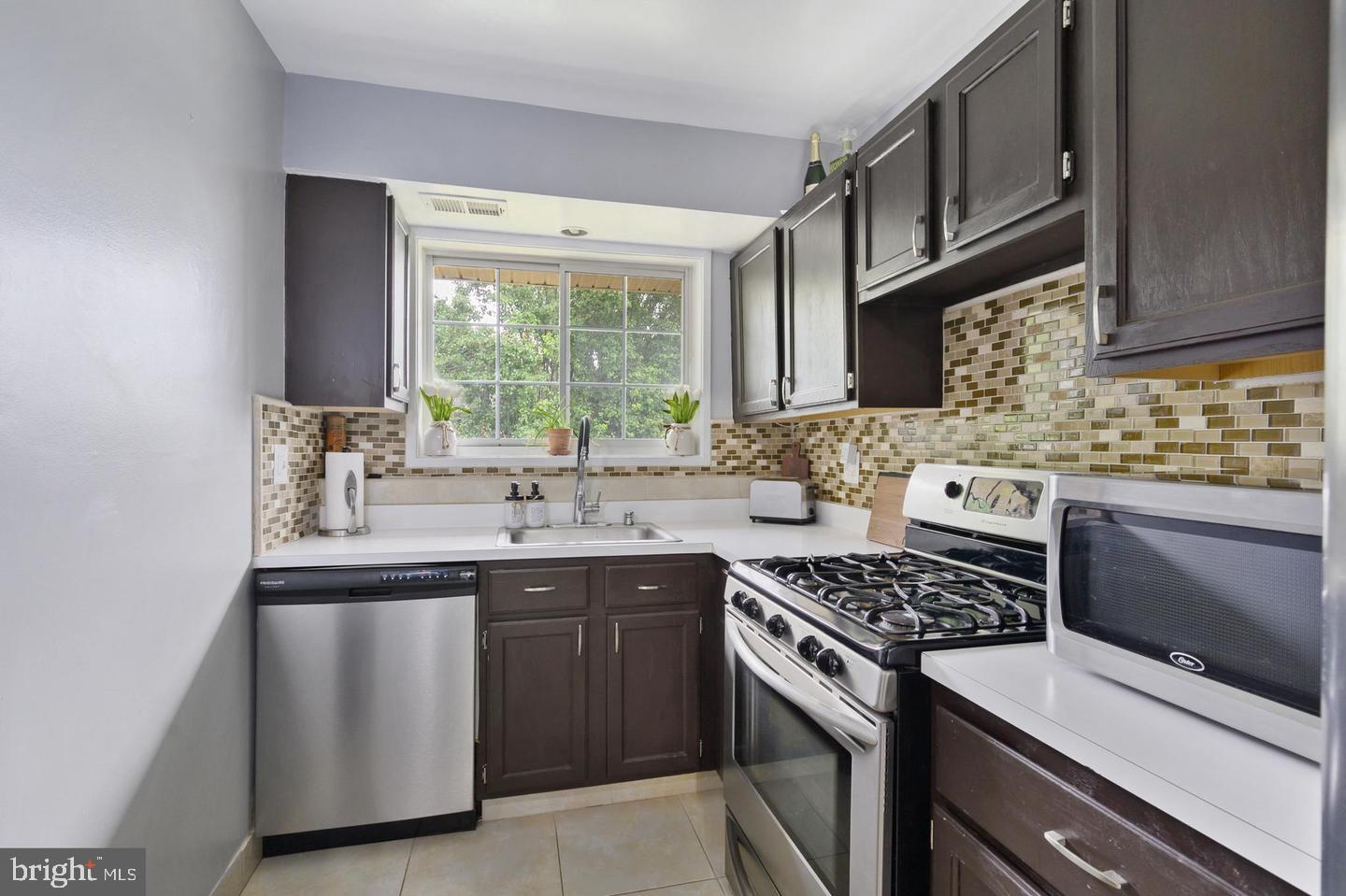 5605 FRANCONIA ROAD 301