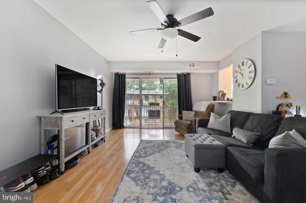 5605 FRANCONIA ROAD 301