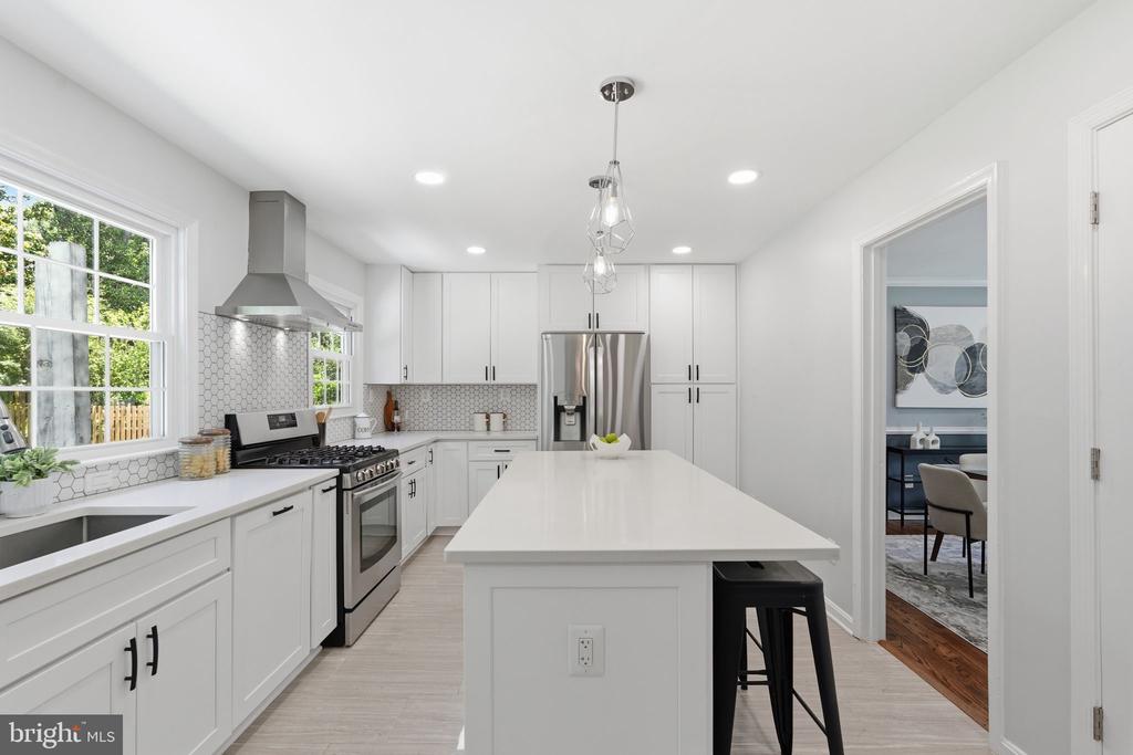 9514 WALLINGFORD DRIVE