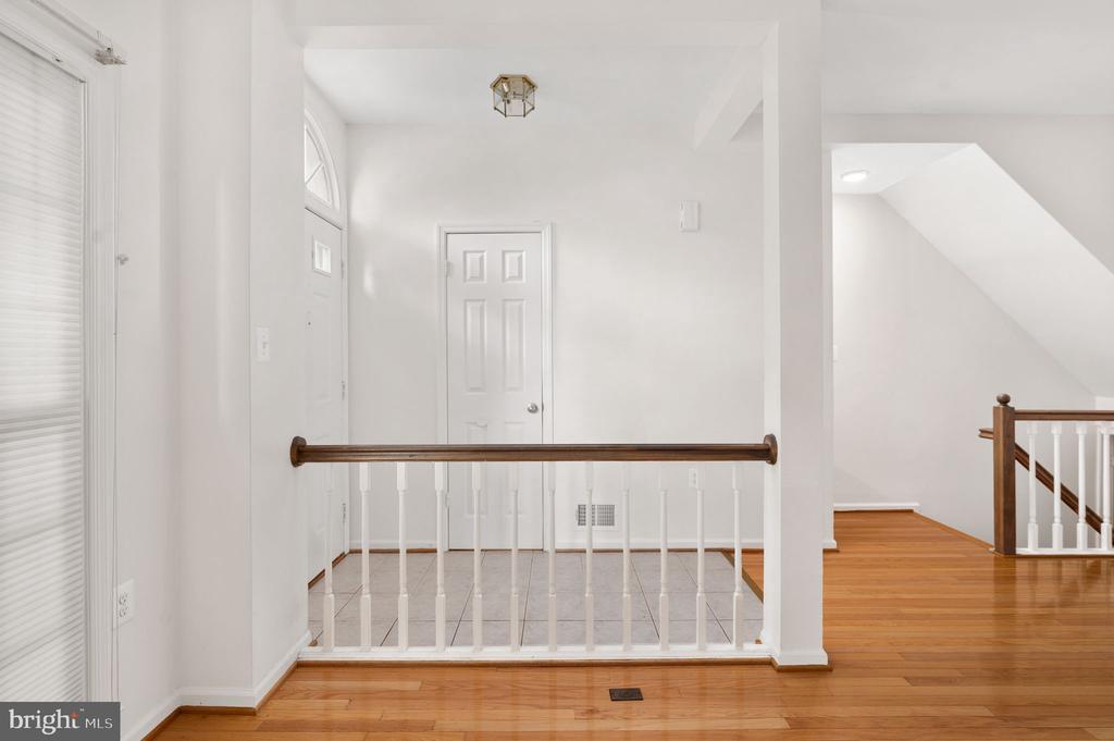5828 APSLEY HOUSE COURT