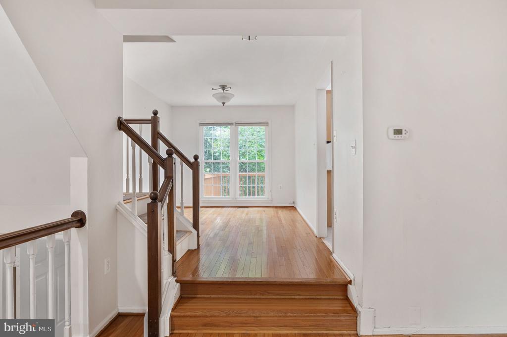 5828 APSLEY HOUSE COURT