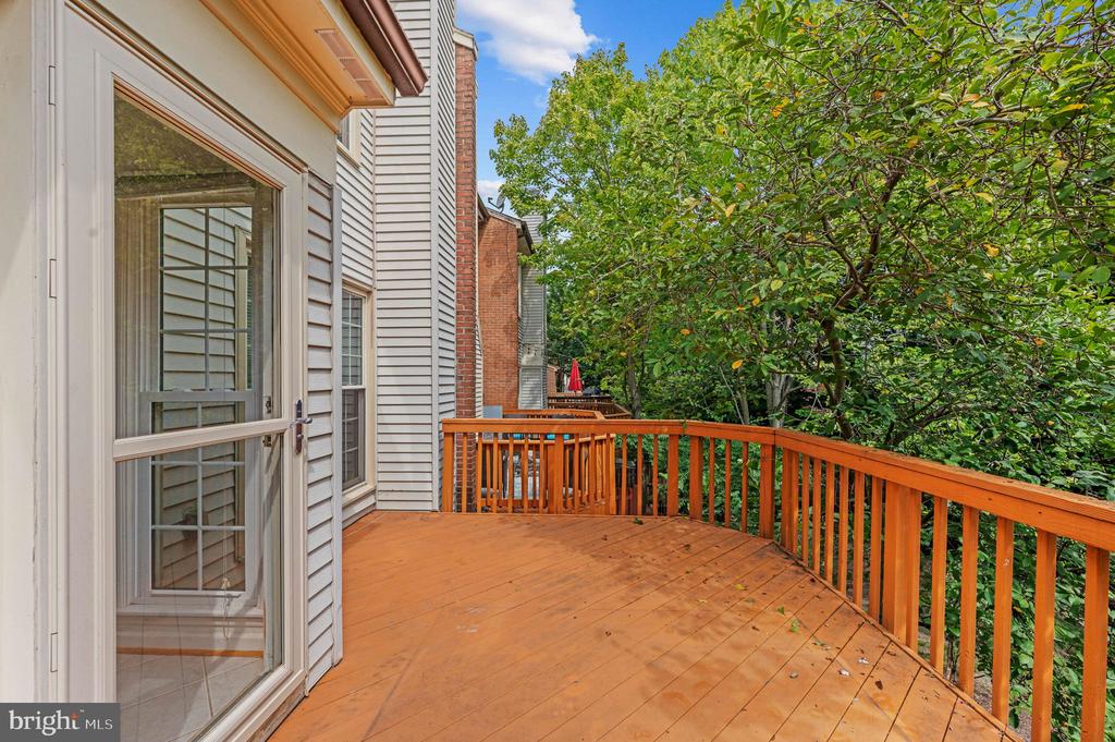 5828 APSLEY HOUSE COURT