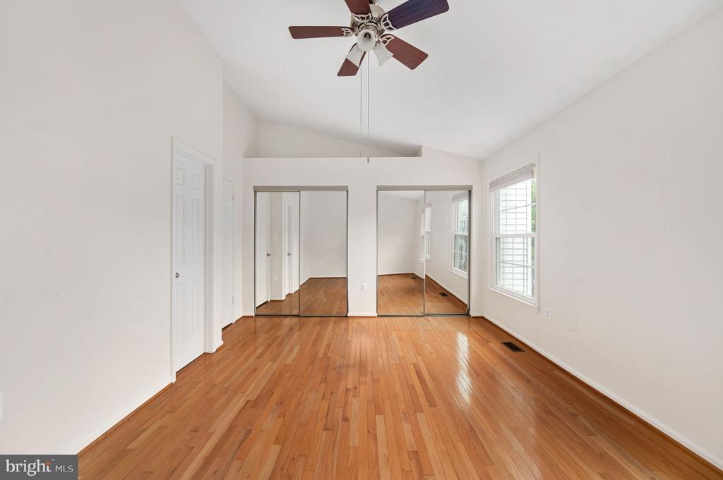5828 APSLEY HOUSE COURT