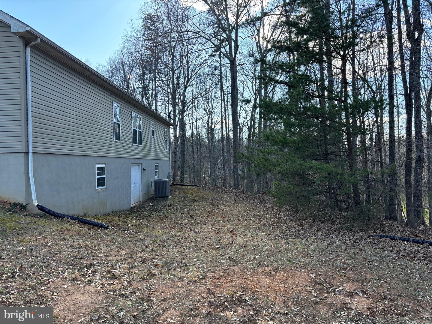 93 Evergreens Dr